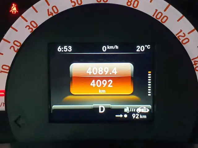 smart Fortwo view 11
