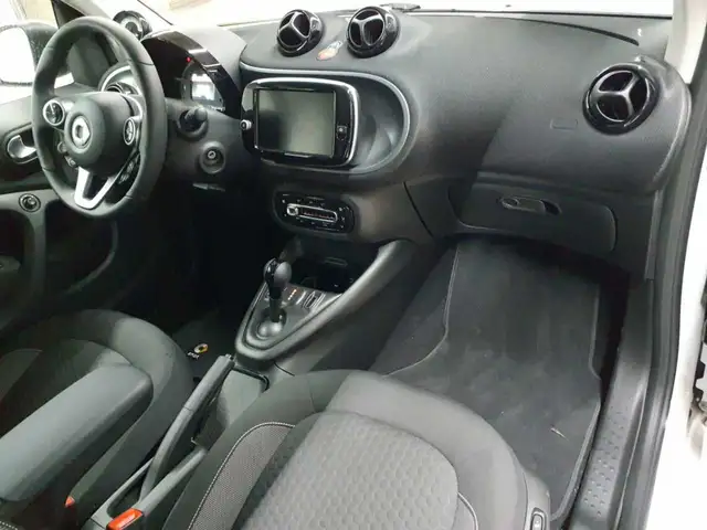 smart Fortwo view 9