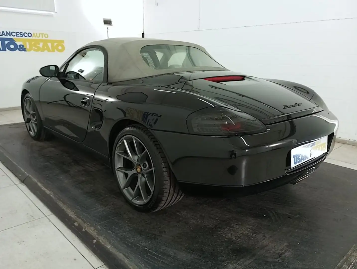 Porsche Boxster 2.7 220CV Negru - 2
