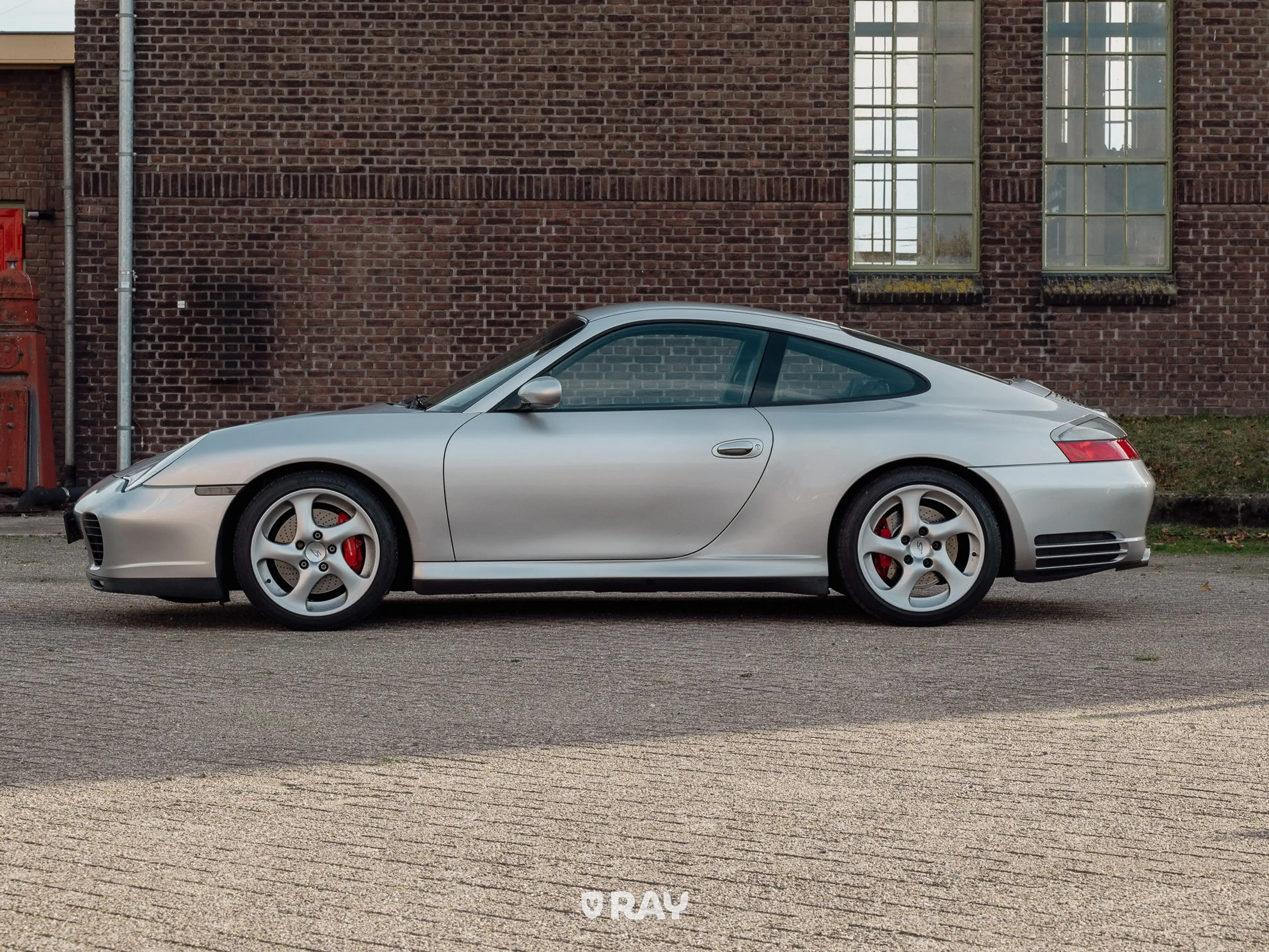 Porsche 996 3.6 Coupé Carrera 4S — photo 3