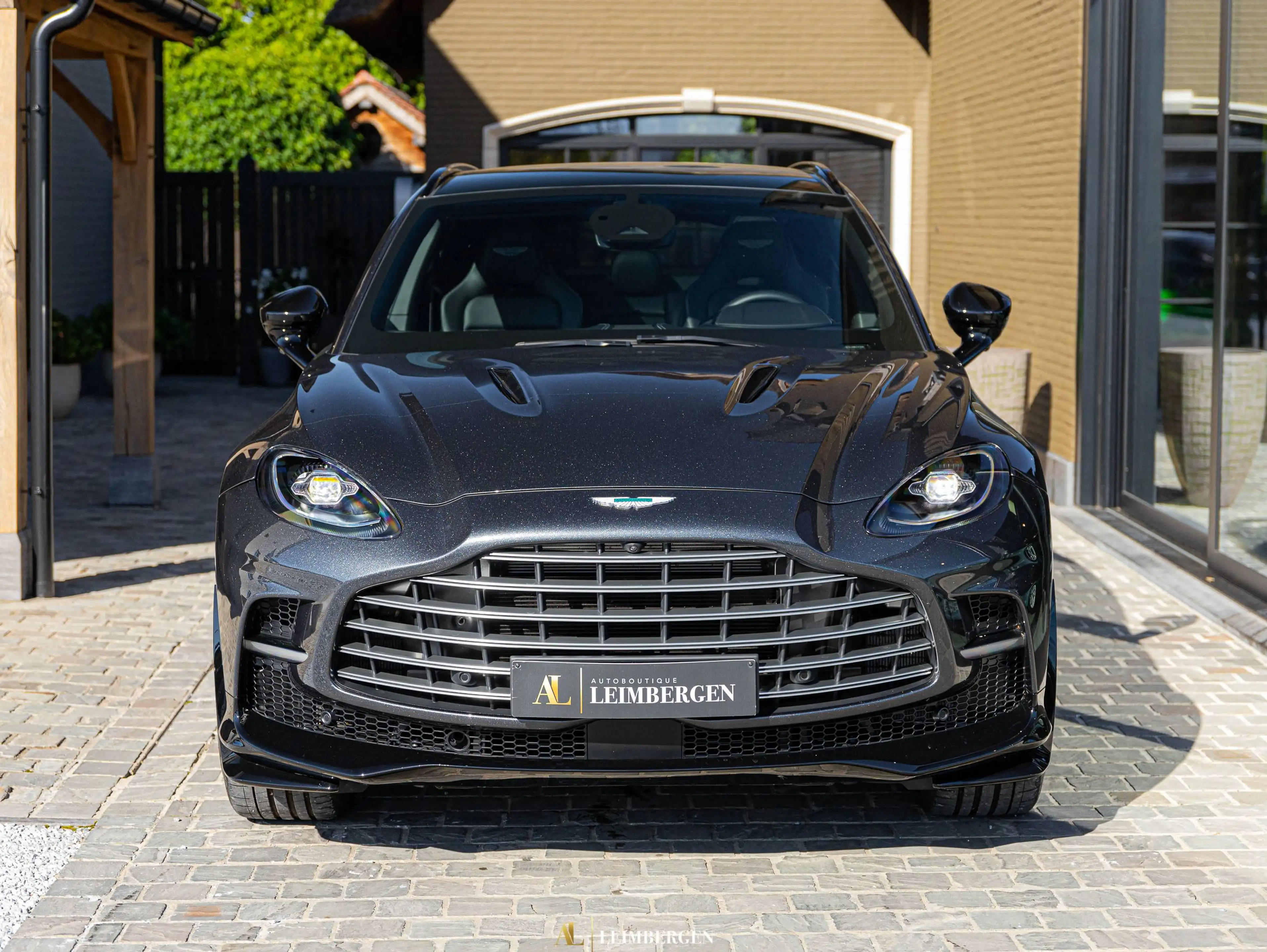Aston Martin DBX 707 / Facelift / Belgian Car / 1 Owner / Front PPF / 23" Forged / Pano / Carbon Brakes / Cooled Seats — photo 11