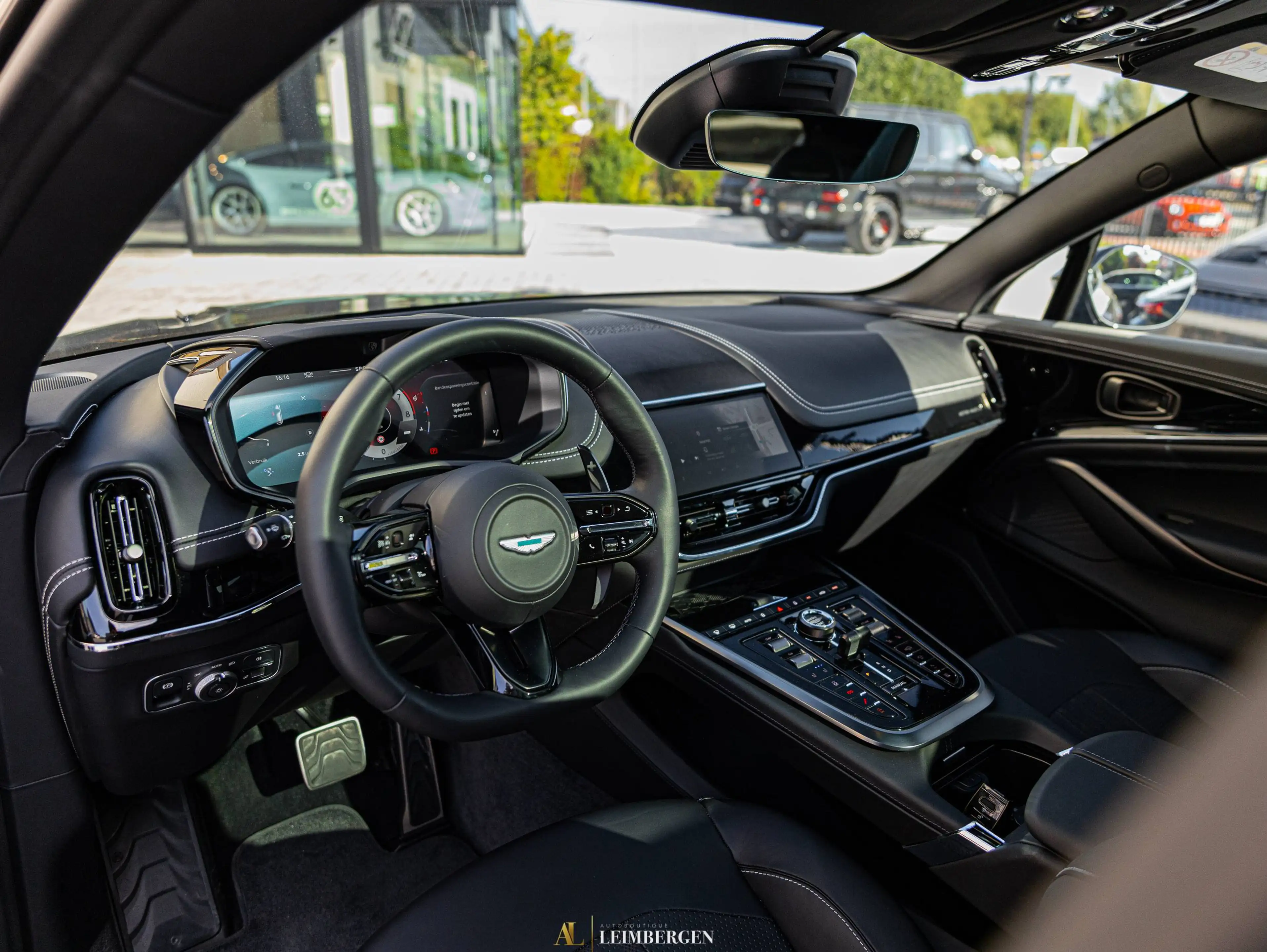 Aston Martin DBX 707 / Facelift / Belgian Car / 1 Owner / Front PPF / 23" Forged / Pano / Carbon Brakes / Cooled Seats — photo 13