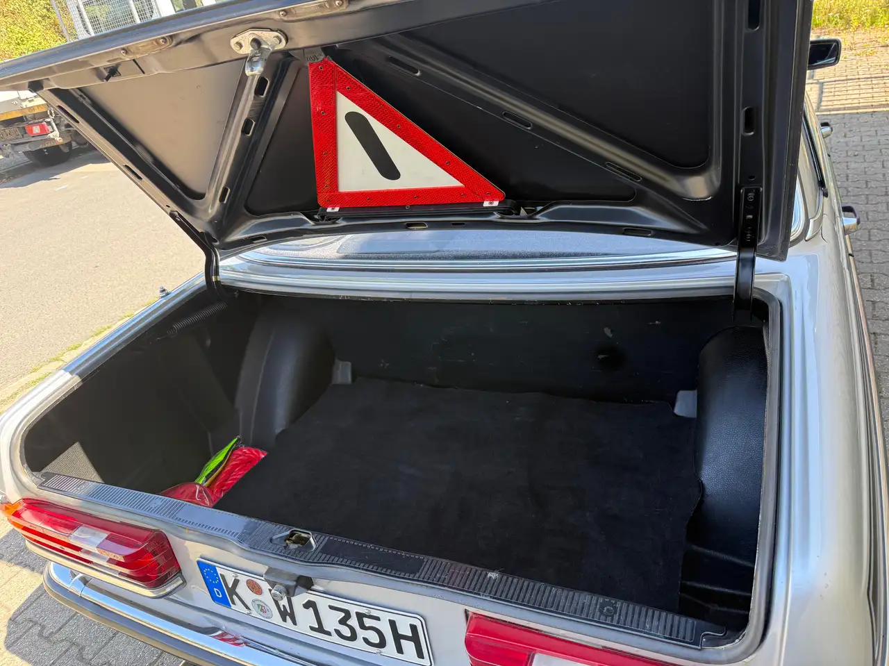Mercedes-Benz Baureihe 123 280 E, foto 12