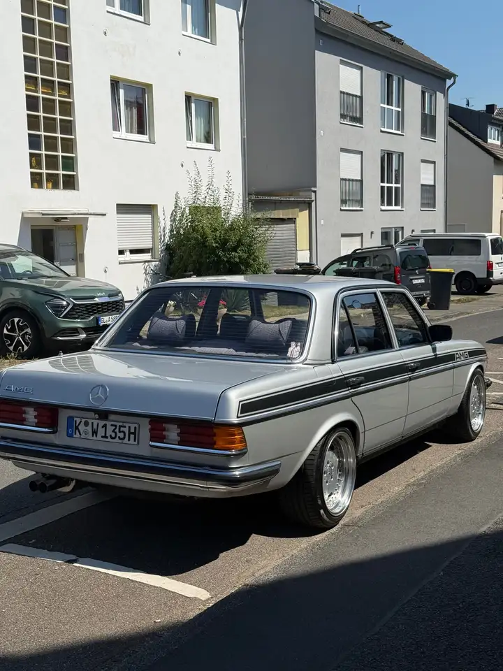 Mercedes-Benz Baureihe 123 280 E, foto 3