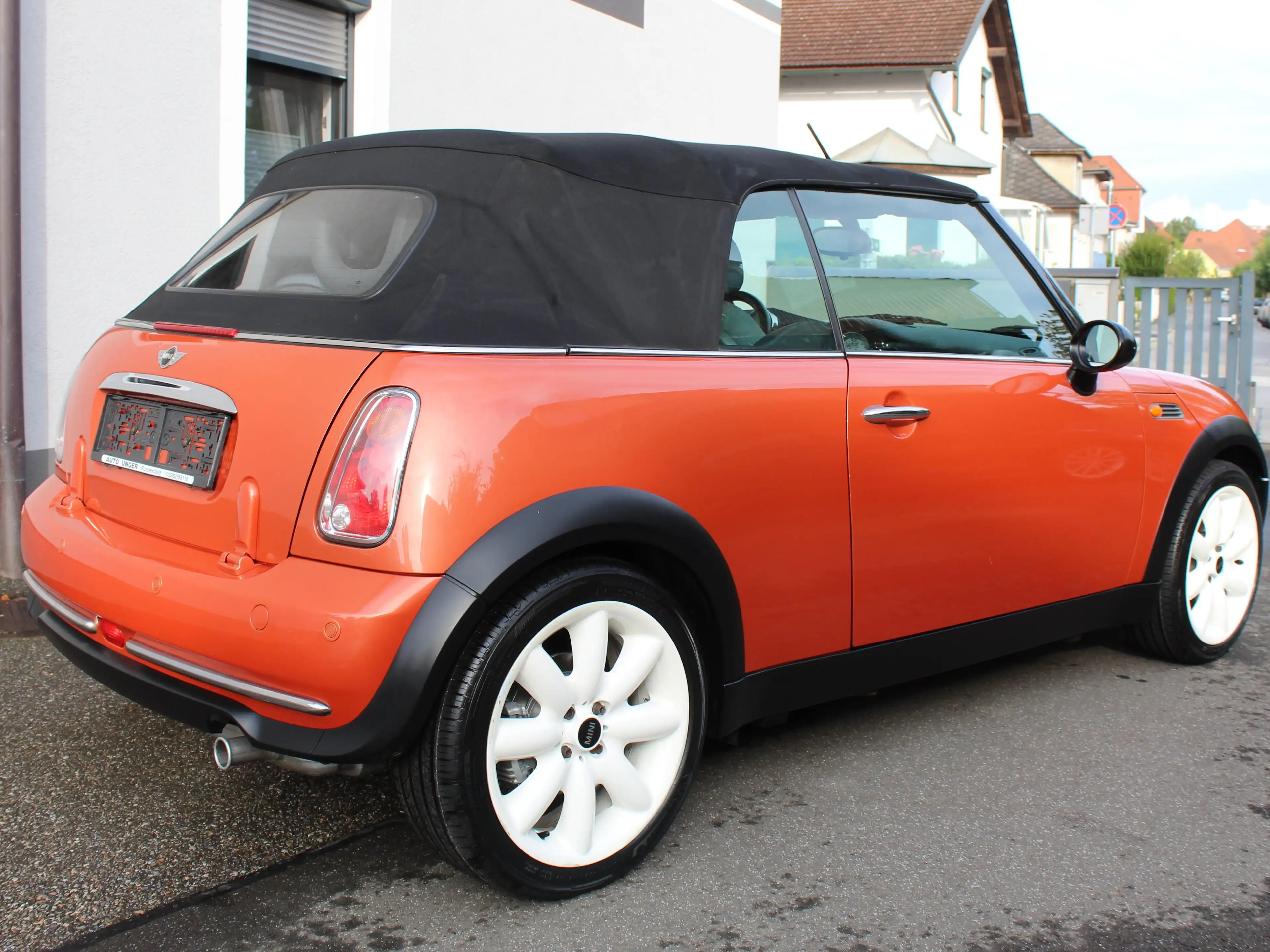MINI One Cabrio One Neue Begutachtung! 17"Alu neu Bereift! — photo 4