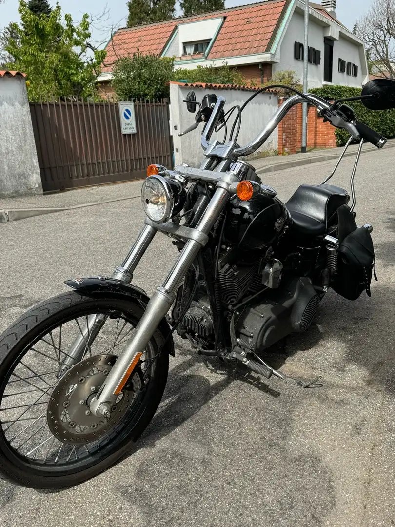 Harley-Davidson Dyna Wide Glide Černá - 2