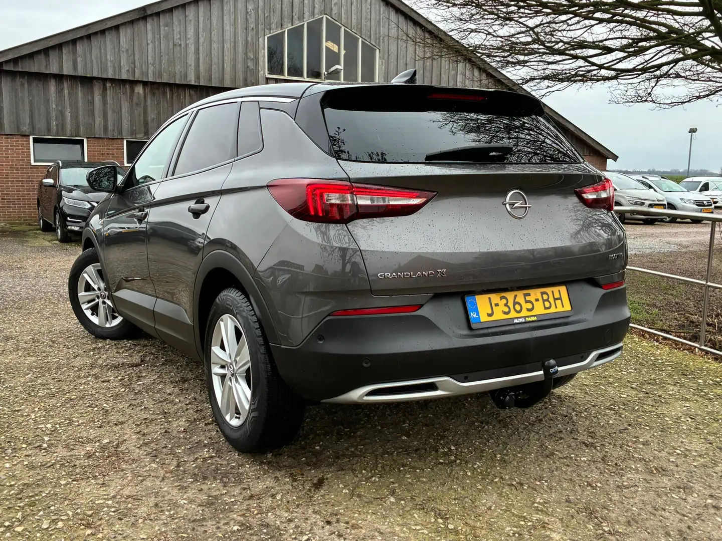 Opel Grandland X 1.2 Turbo Business Executive | Navi + Cruise + Cli Gris - 2