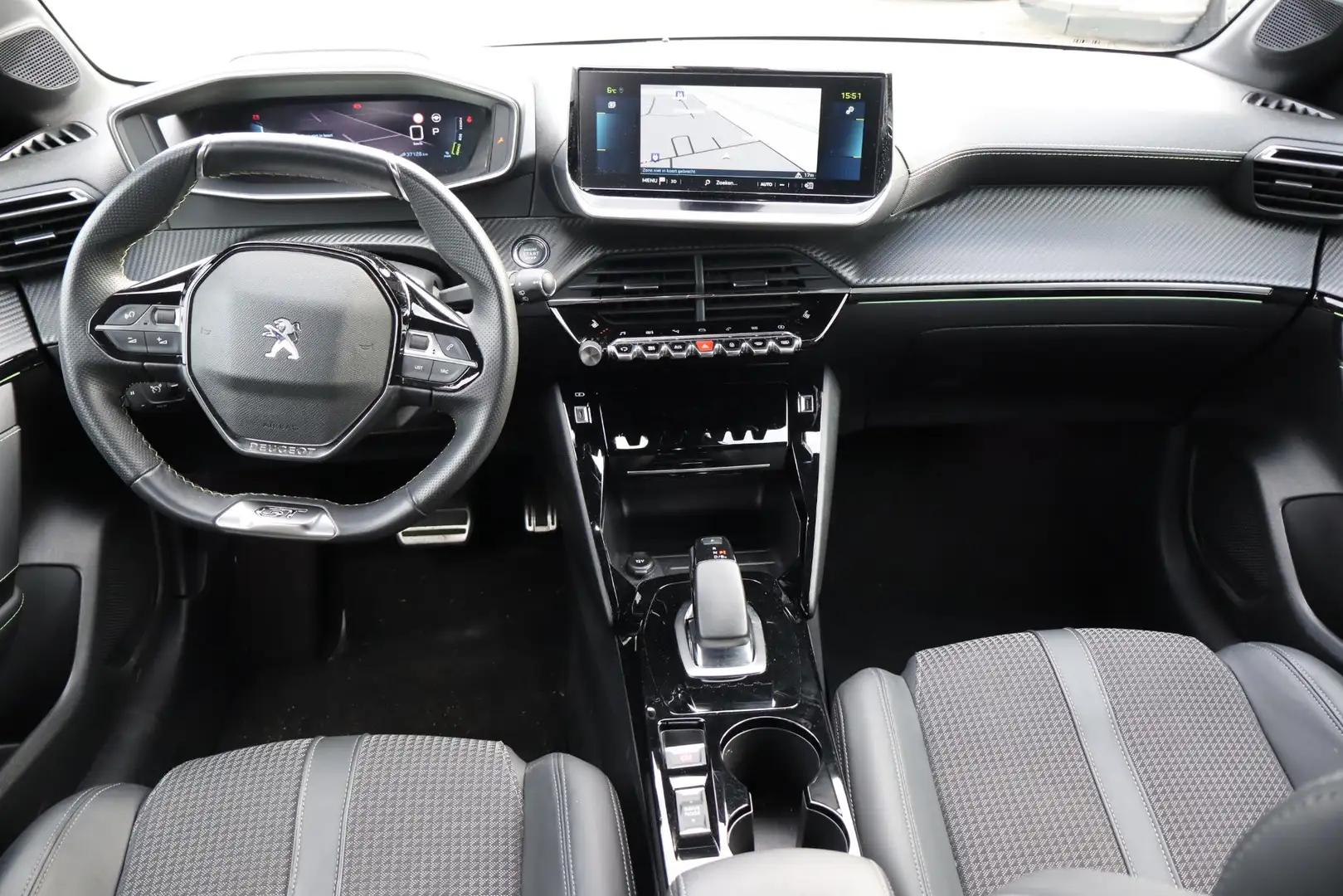 Peugeot e-208 EV GT Pack 50 kWh SOH 91%, Adaptieve cruise contro Gris - 2
