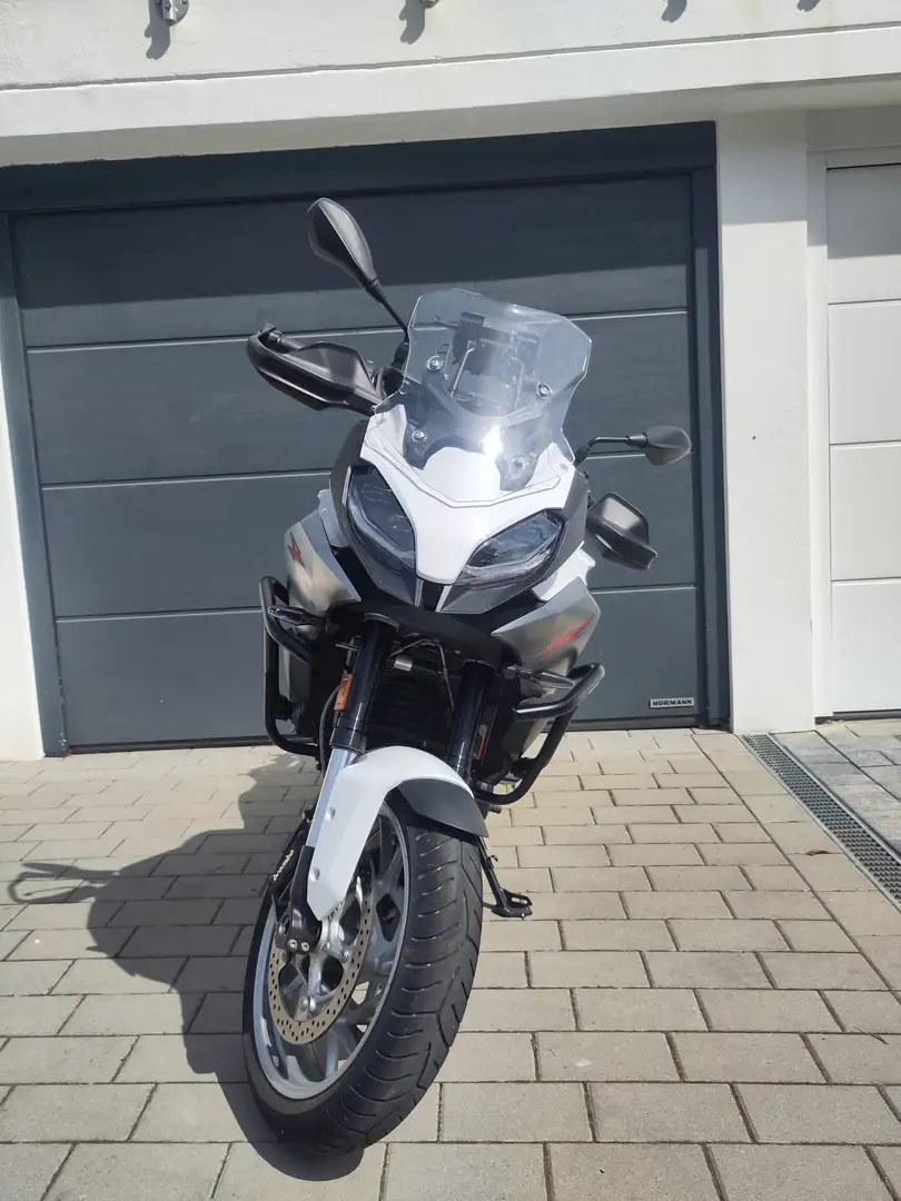 BMW F 900 XR Alb - 2