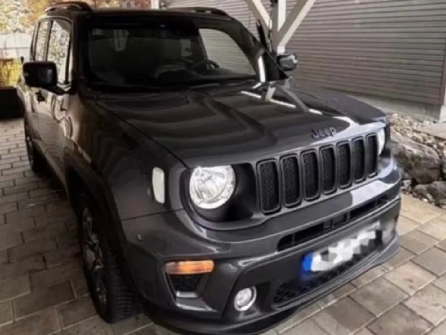 Jeep Renegade Renegade 1.3 T-GDI 4xe PLUG-IN Hybrid Automatik S Grau - 1