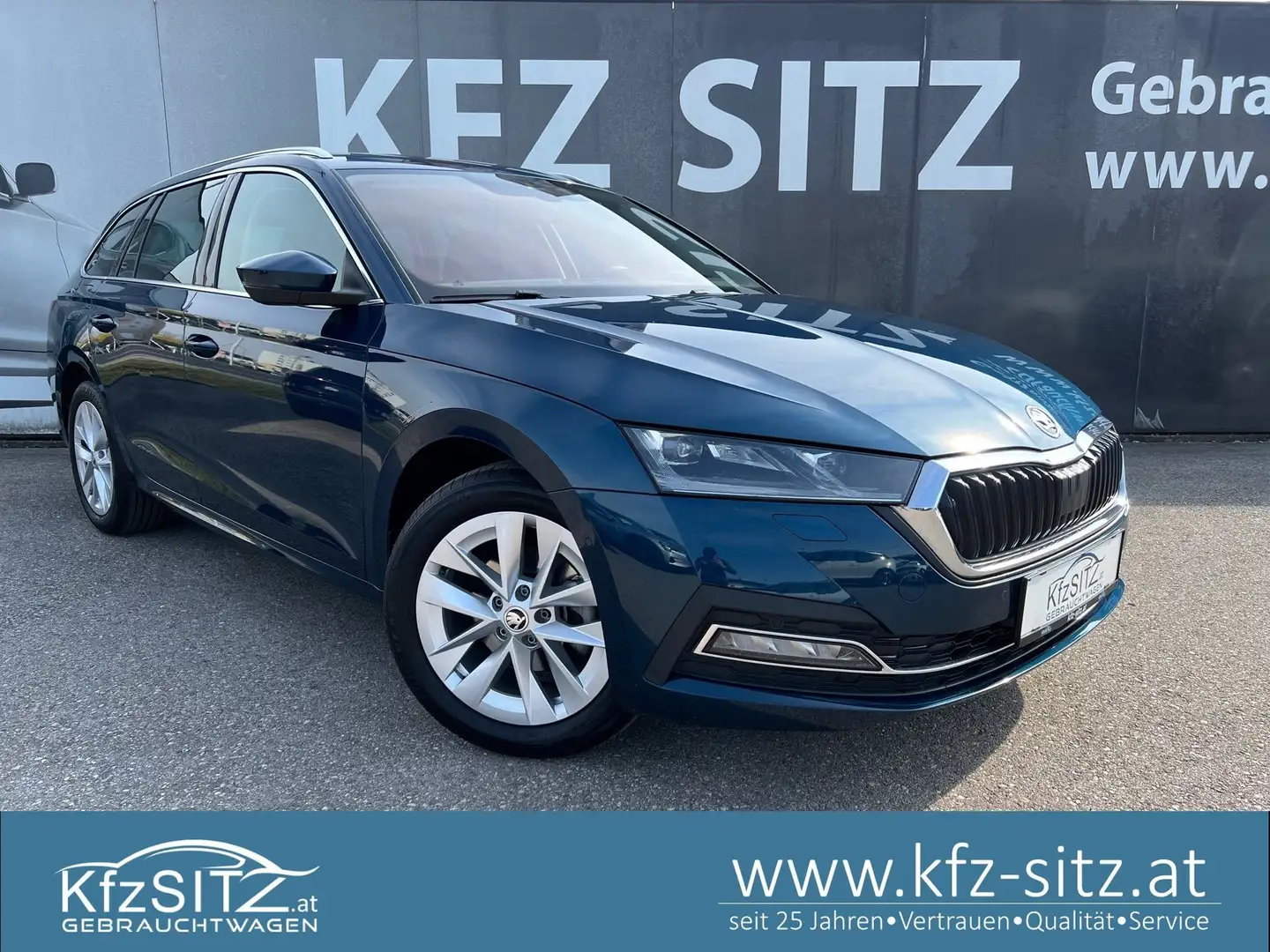 Skoda Octavia Combi 2,0 TDI Style DSG | ACC/HUD/MATRIX Blau - 1
