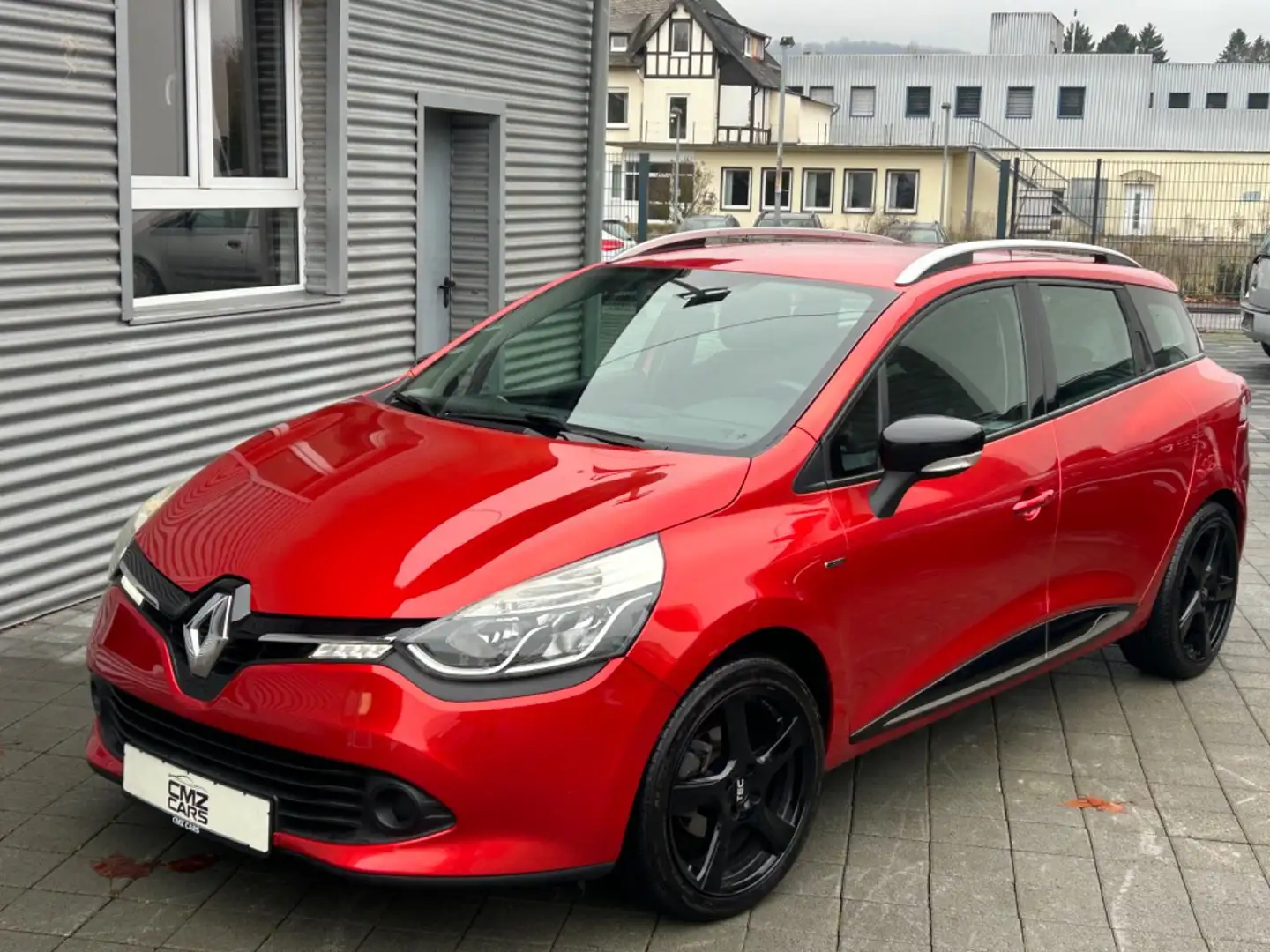Renault Clio IV Grandtour Limited / Zahnr. NEU / Rouge - 1