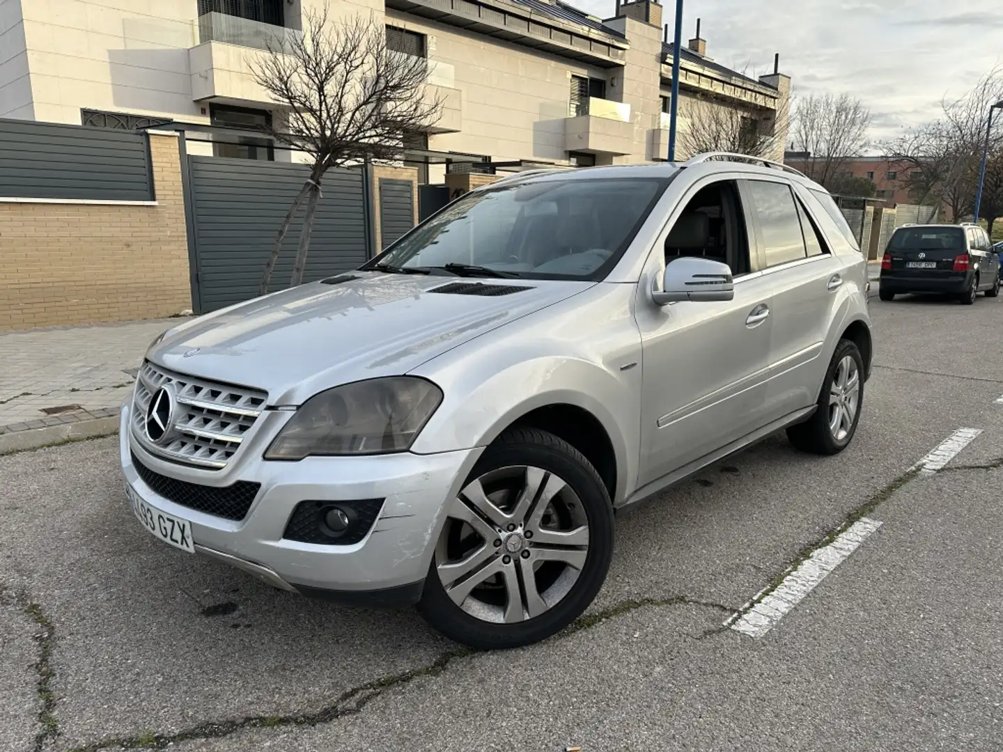 Mercedes-Benz ML 300 300CDI BE 4M Aut. Kék - 1