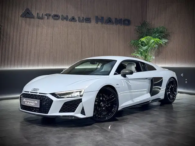 Audi R8 Coupe 5.2 FSI*QUATTRO*B&O*CARBON*2.HD*19%Mwst
