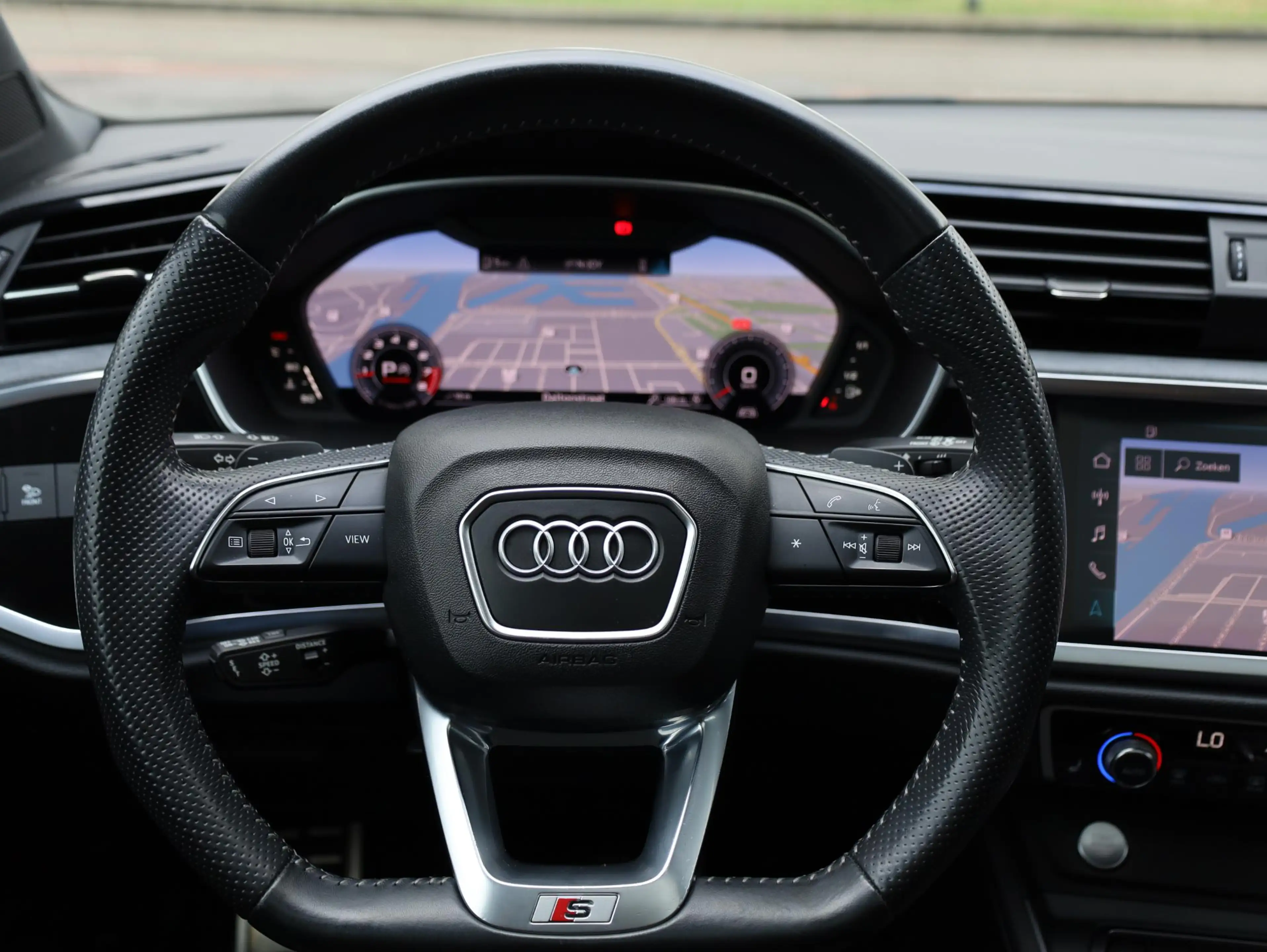 Audi Q3 Sportback 45 TFSI quattro 2x S-Line 230PK | Panoda — photo 10