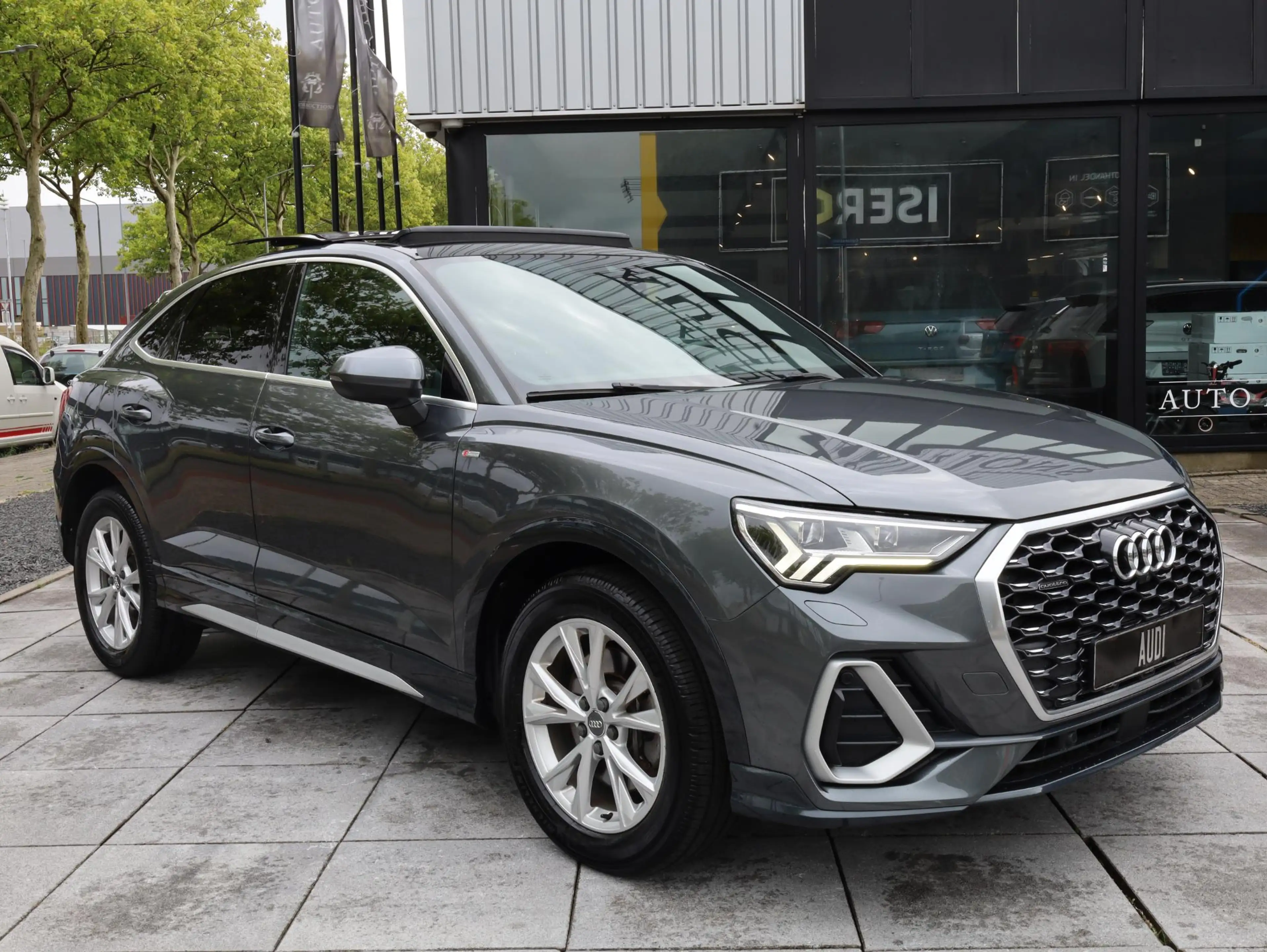 Audi Q3 Sportback 45 TFSI quattro 2x S-Line 230PK | Panoda — photo 28