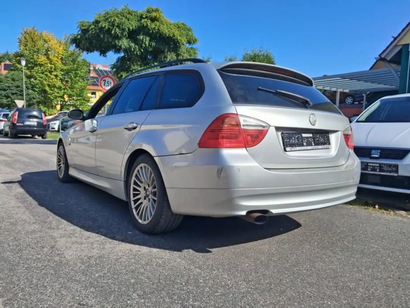 BMW 320 d touring Silber - 2