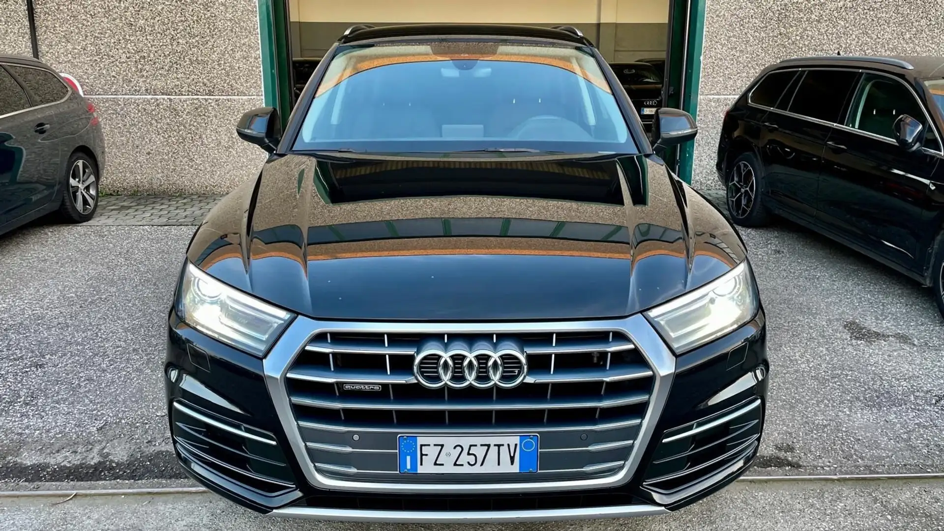 Audi Q5 40 TDI quattro S tronic Sport LED Nero - 2