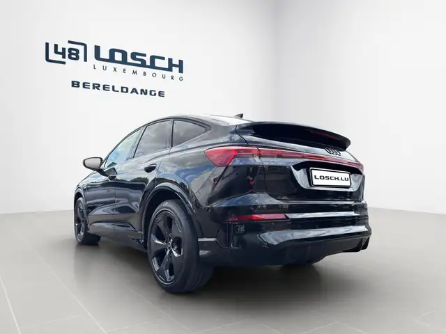 Audi Q4 E-Tron view 5