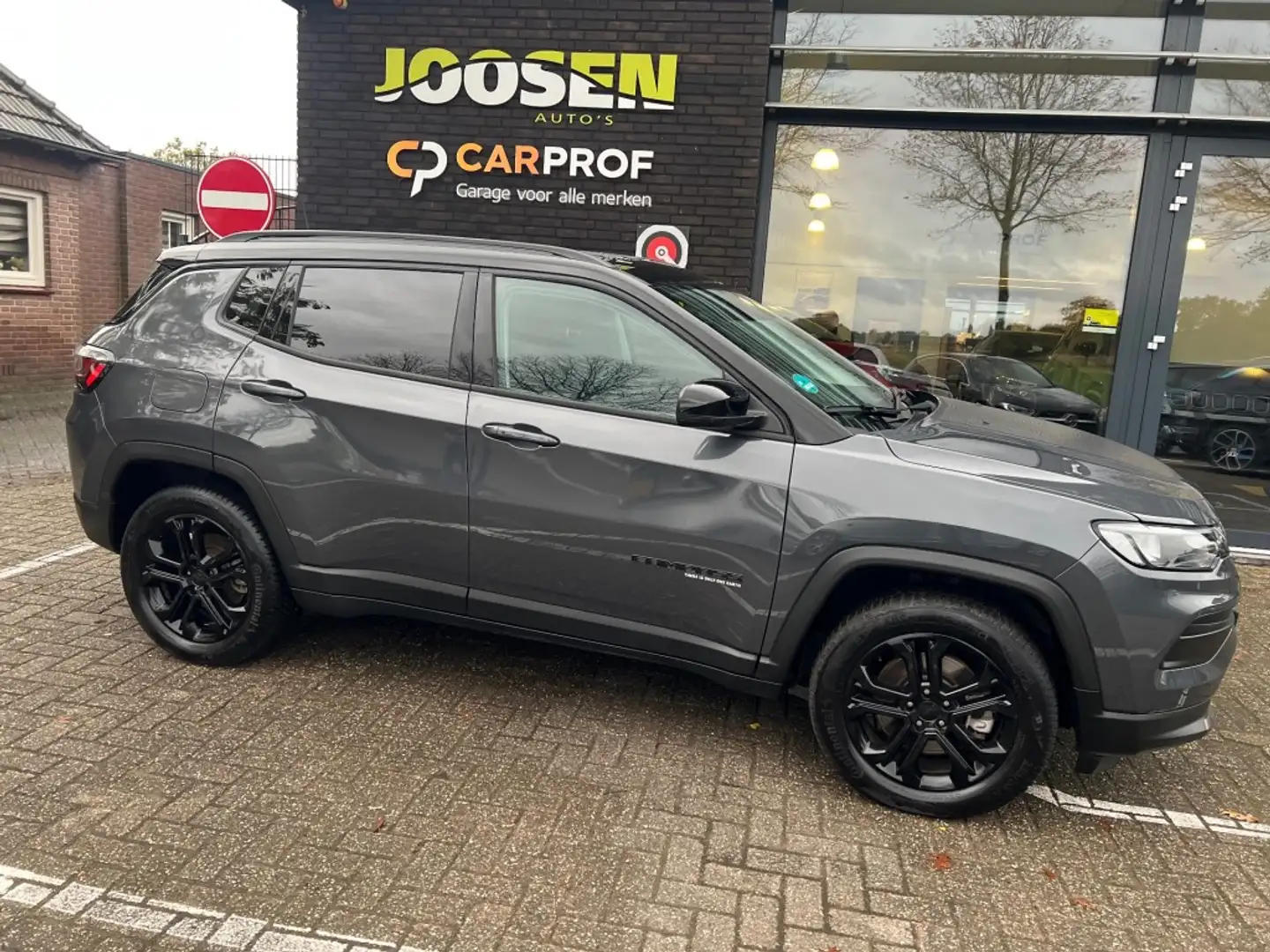 Jeep Compass 4XE 240 HYB. UPLAND Grijs - 2