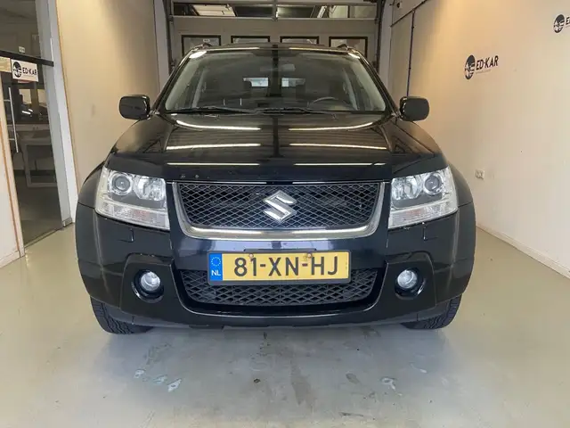 Suzuki Grand Vitara view 6