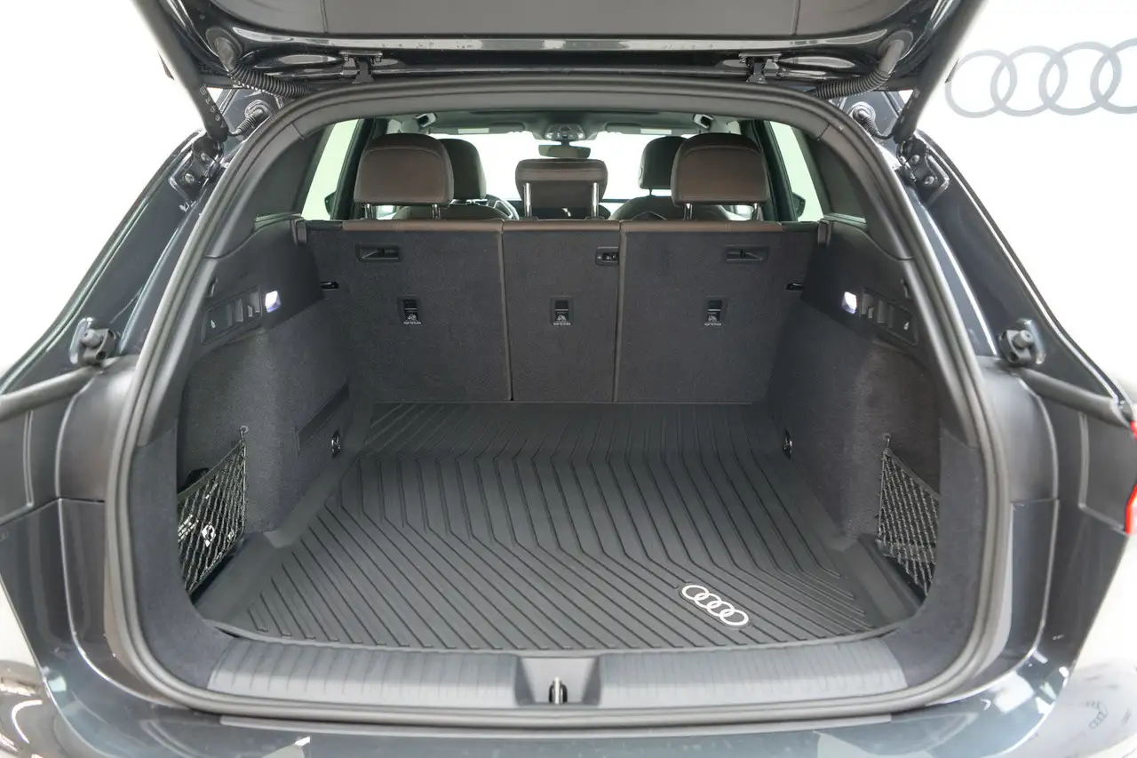 Audi Q6 e-tron снимка Audi Q6 e-tron