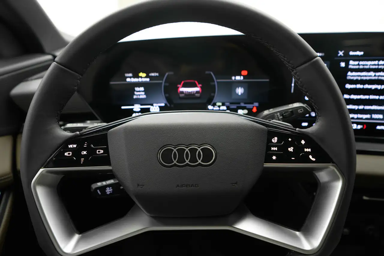 Audi Q6 e-tron снимка Audi Q6 e-tron