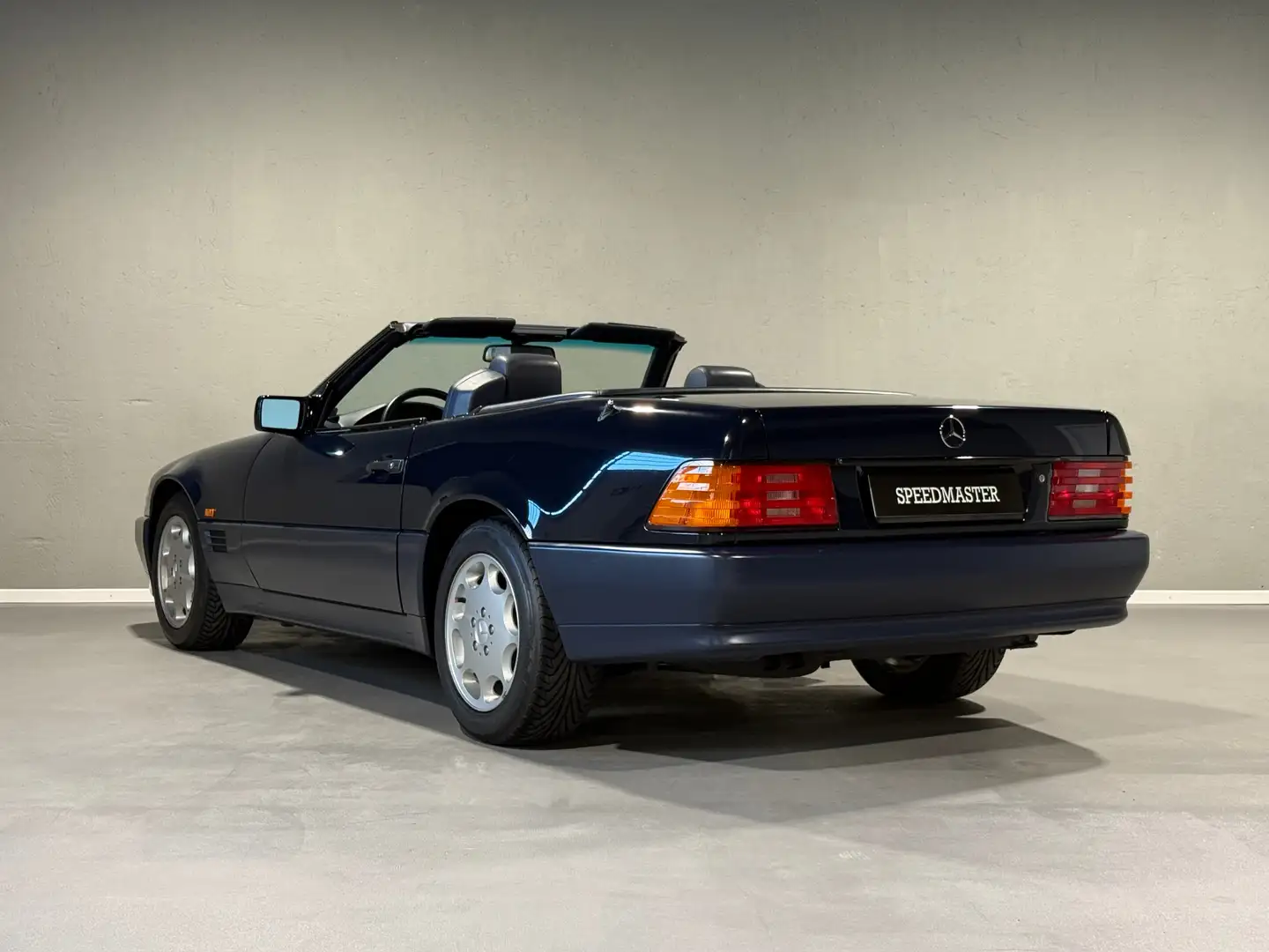 Mercedes-Benz SL 300 SL 300 24 **UFF. ITA - SERVICE BOOK** - 2