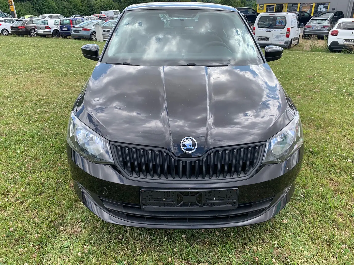 Skoda Fabia 1.0 MPI Cool Edition Noir - 2