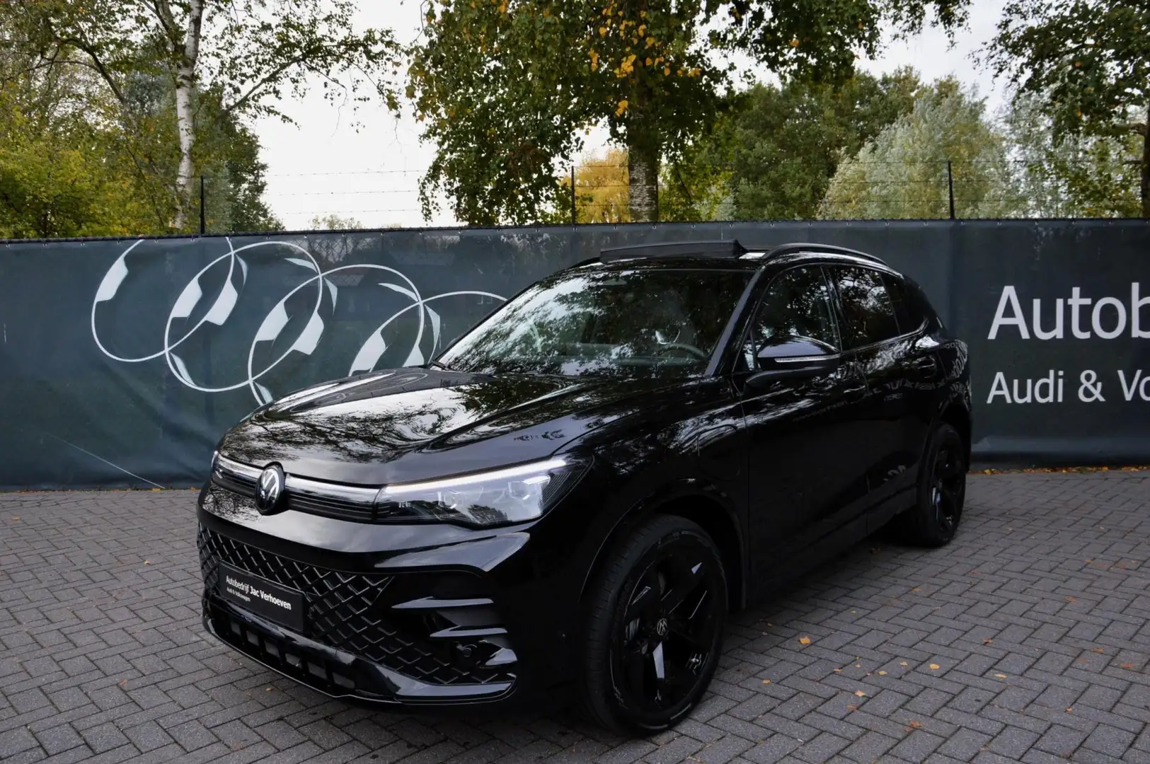 Volkswagen Tiguan 1.5 eHybrid |R-Line|Panoramadak|Massage|Head up|5 Noir - 1