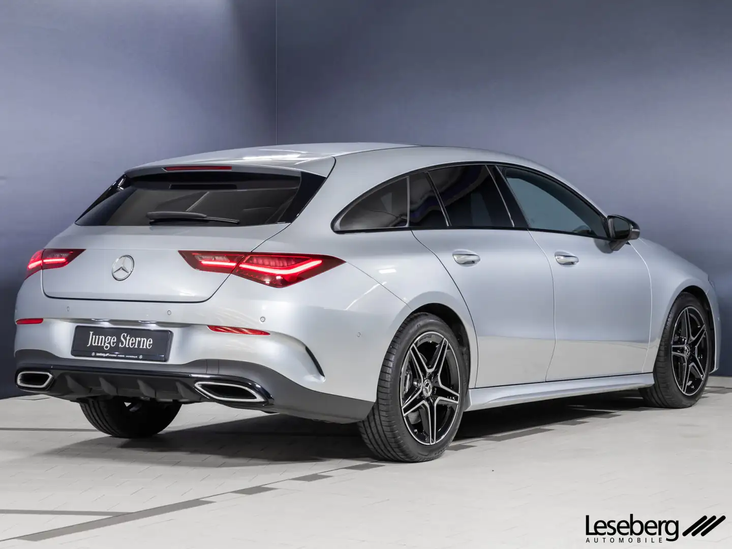 Mercedes-Benz CLA 250 CLA 250 4M Shooting Brake AMG/ LED/ Pano/ Kamera Silber - 2