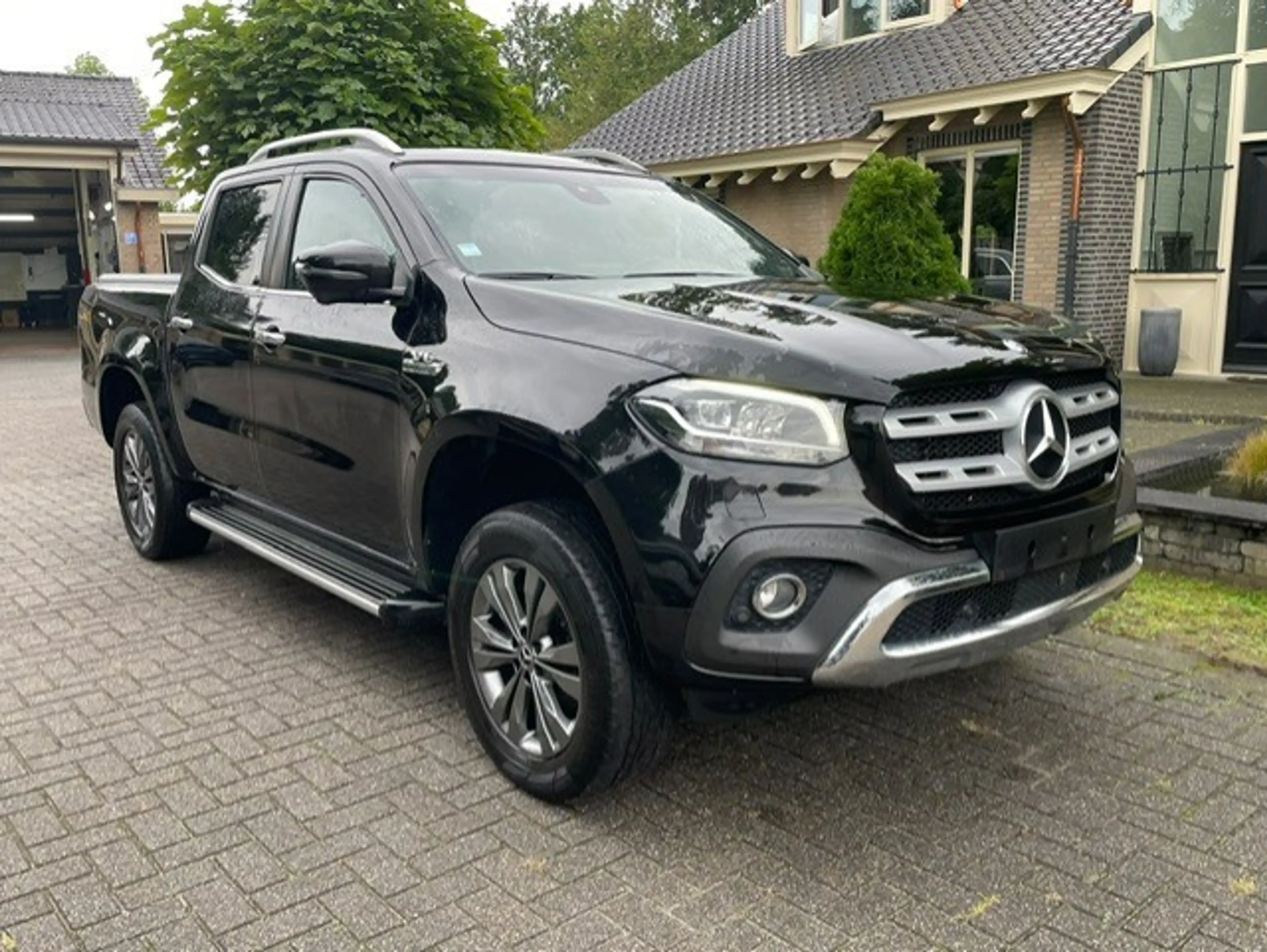 Mercedes-Benz X 350 d 4-MATIC EDITION V6 POWER — photo 4