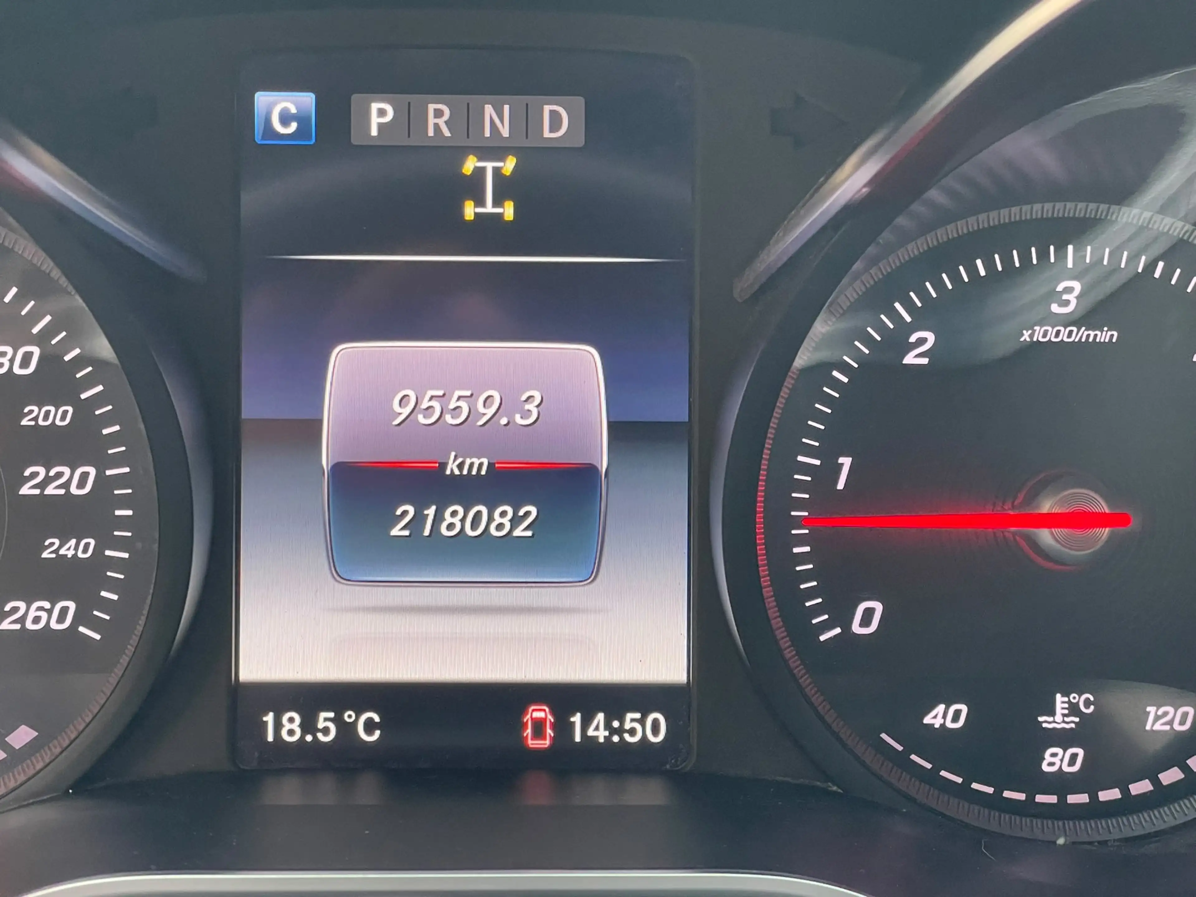 Mercedes-Benz X 350 d 4-MATIC EDITION V6 POWER — photo 12