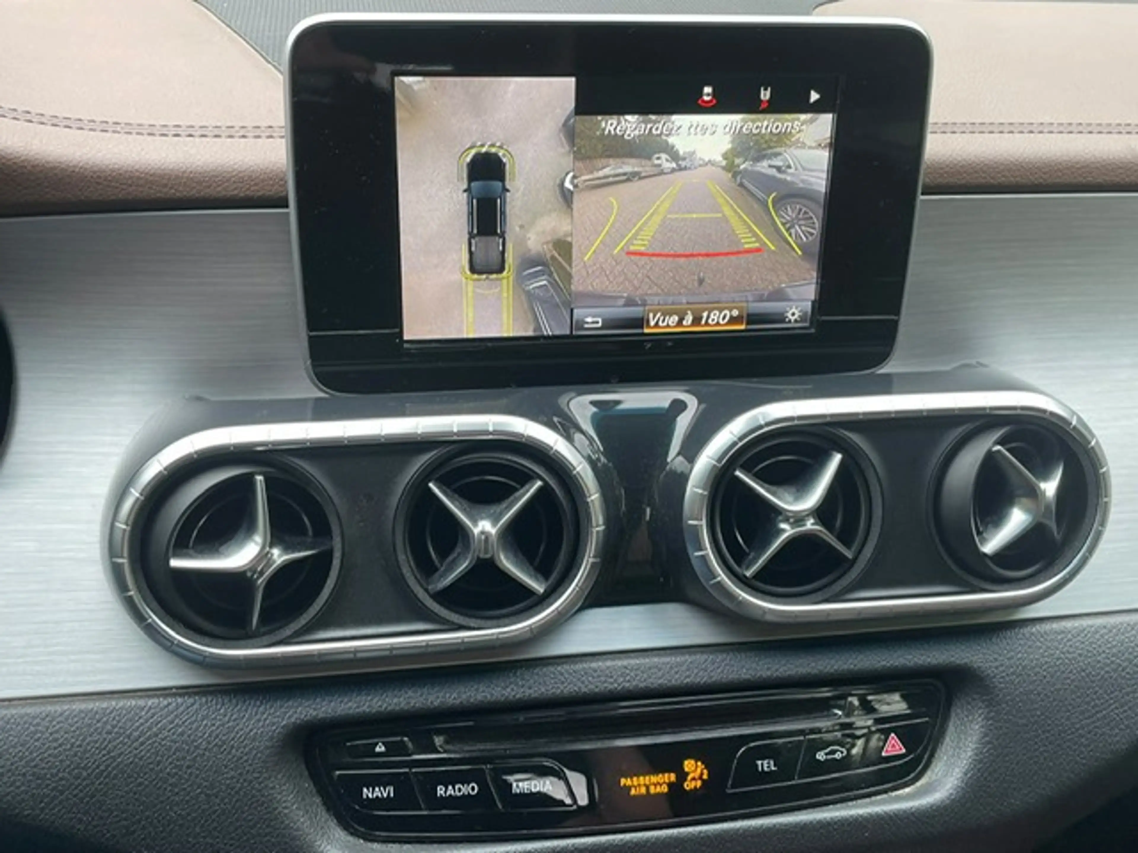 Mercedes-Benz X 350 d 4-MATIC EDITION V6 POWER — photo 9