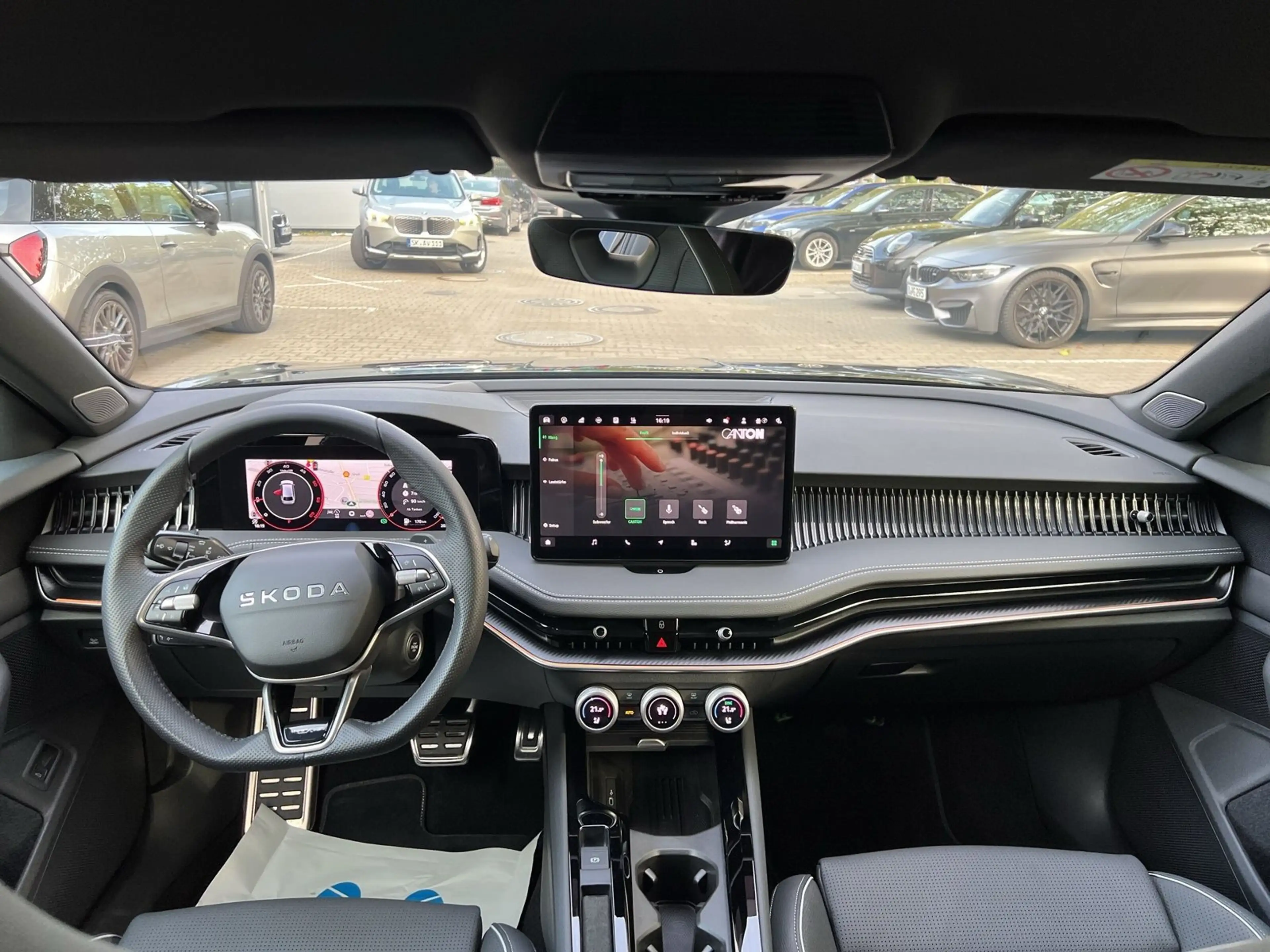 Skoda Superb 2.0 TDI 142 kW 4x4 Sportline — photo 10