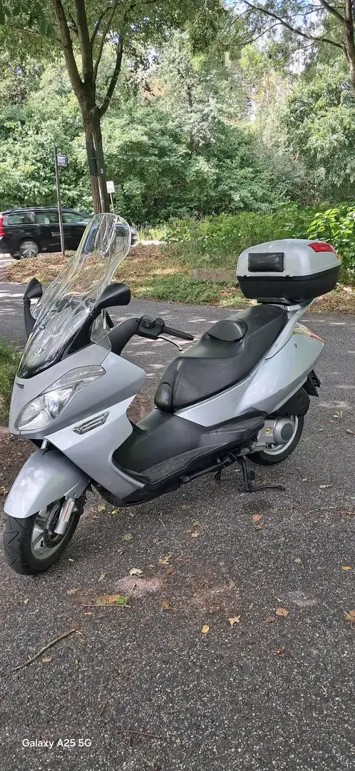 Aprilia Atlantic 125 Srebrny - 2