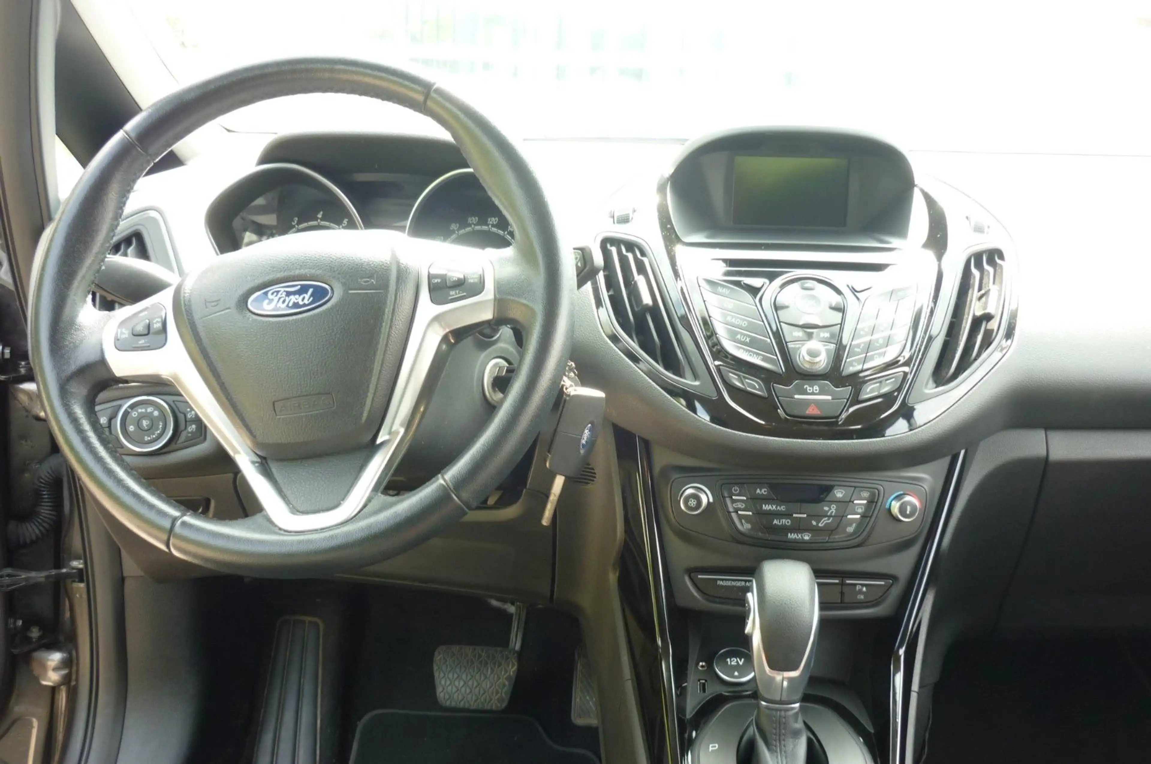 Ford B-Max B-MAX Titanium 1 HAND ALU NAVI Automatik — photo 10