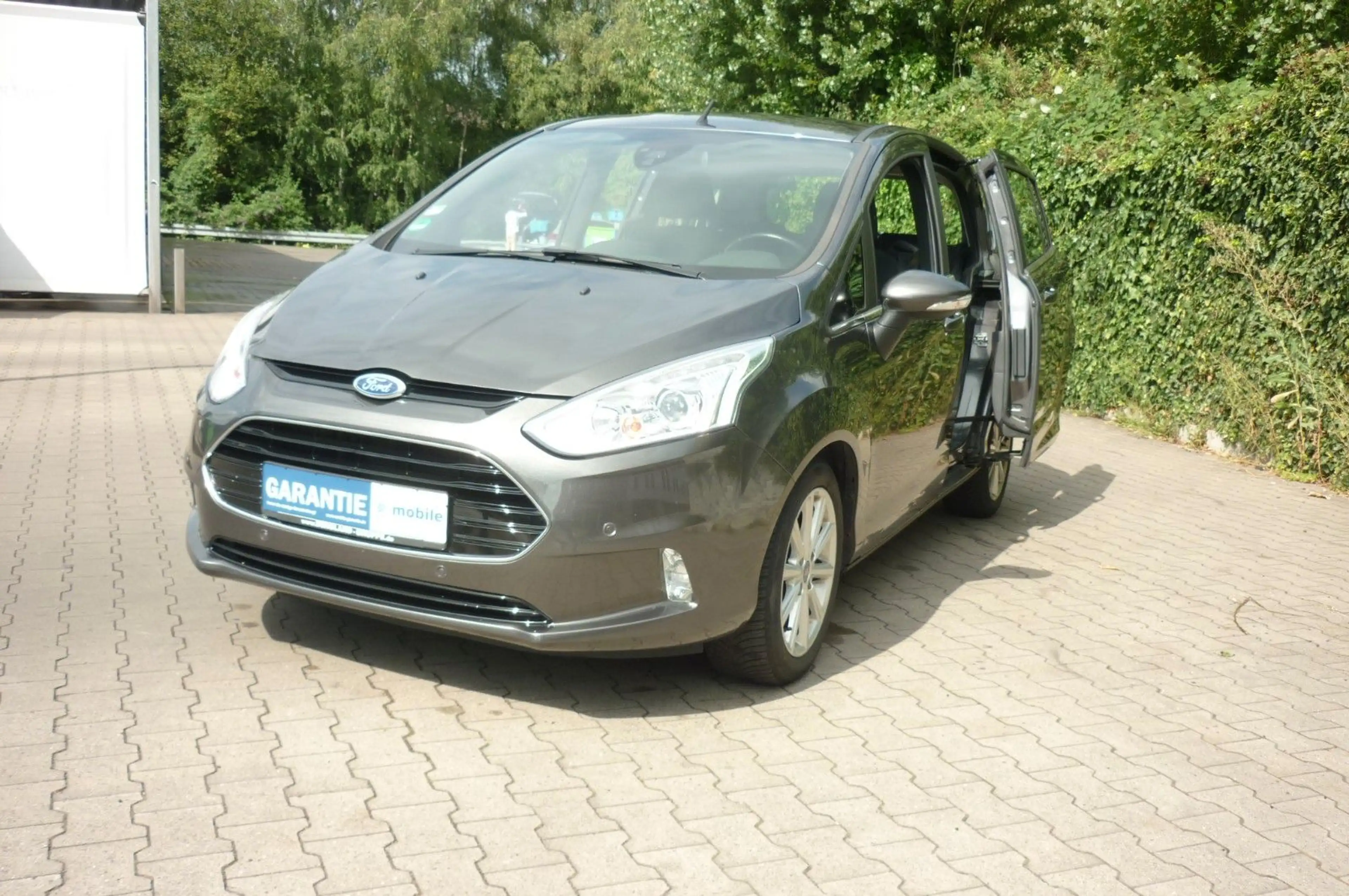 Ford B-Max B-MAX Titanium 1 HAND ALU NAVI Automatik — photo 5