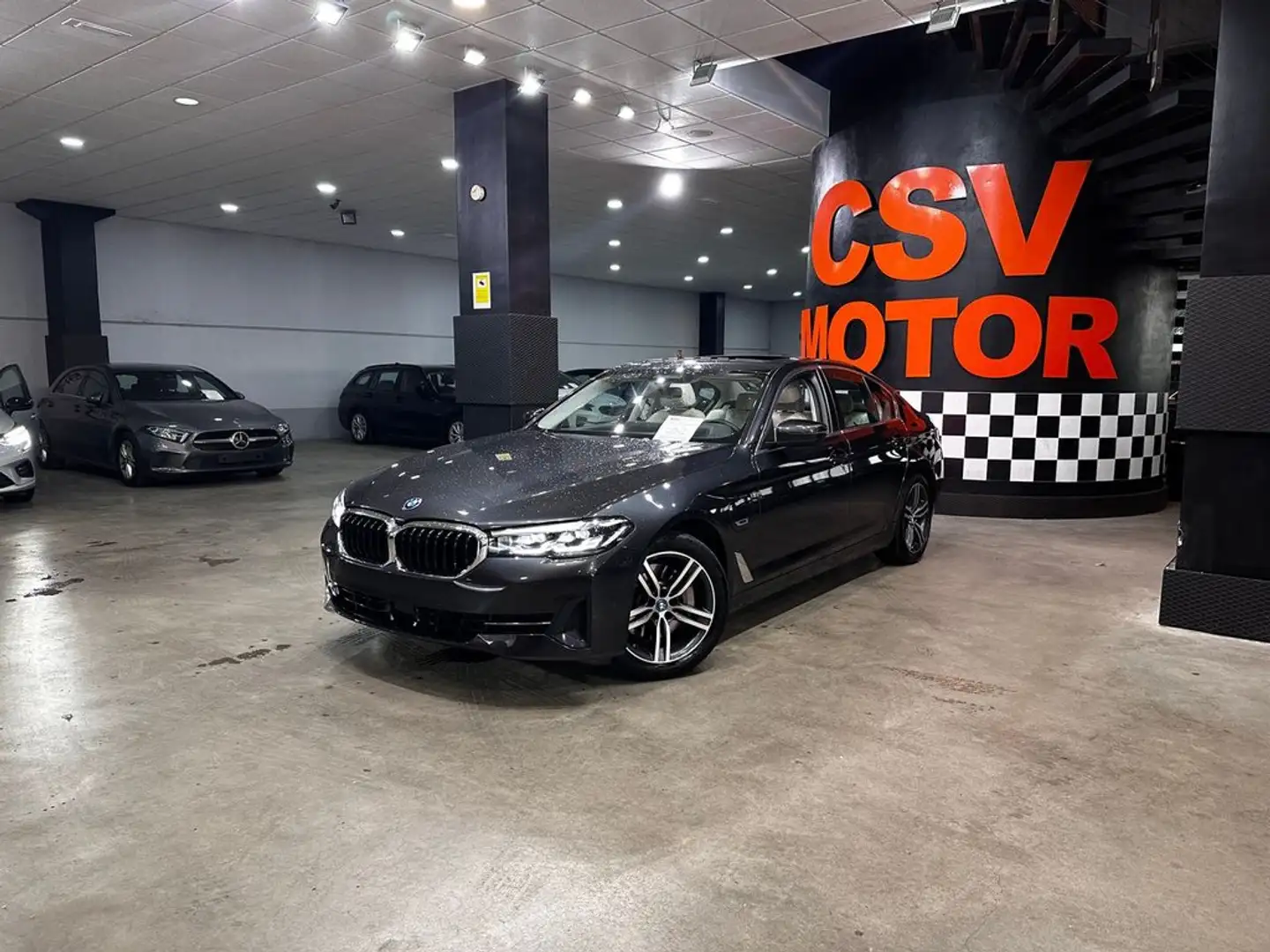 BMW 530 530e Gris - 2