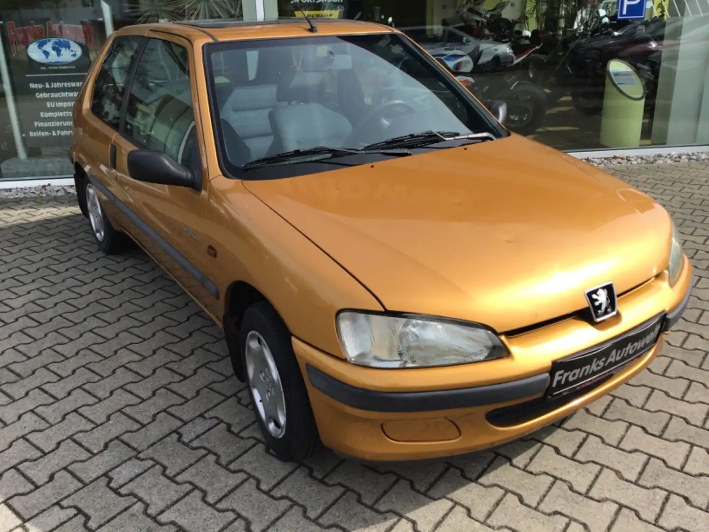 Peugeot 106 Long Beach Schiebdach Złoty - 2