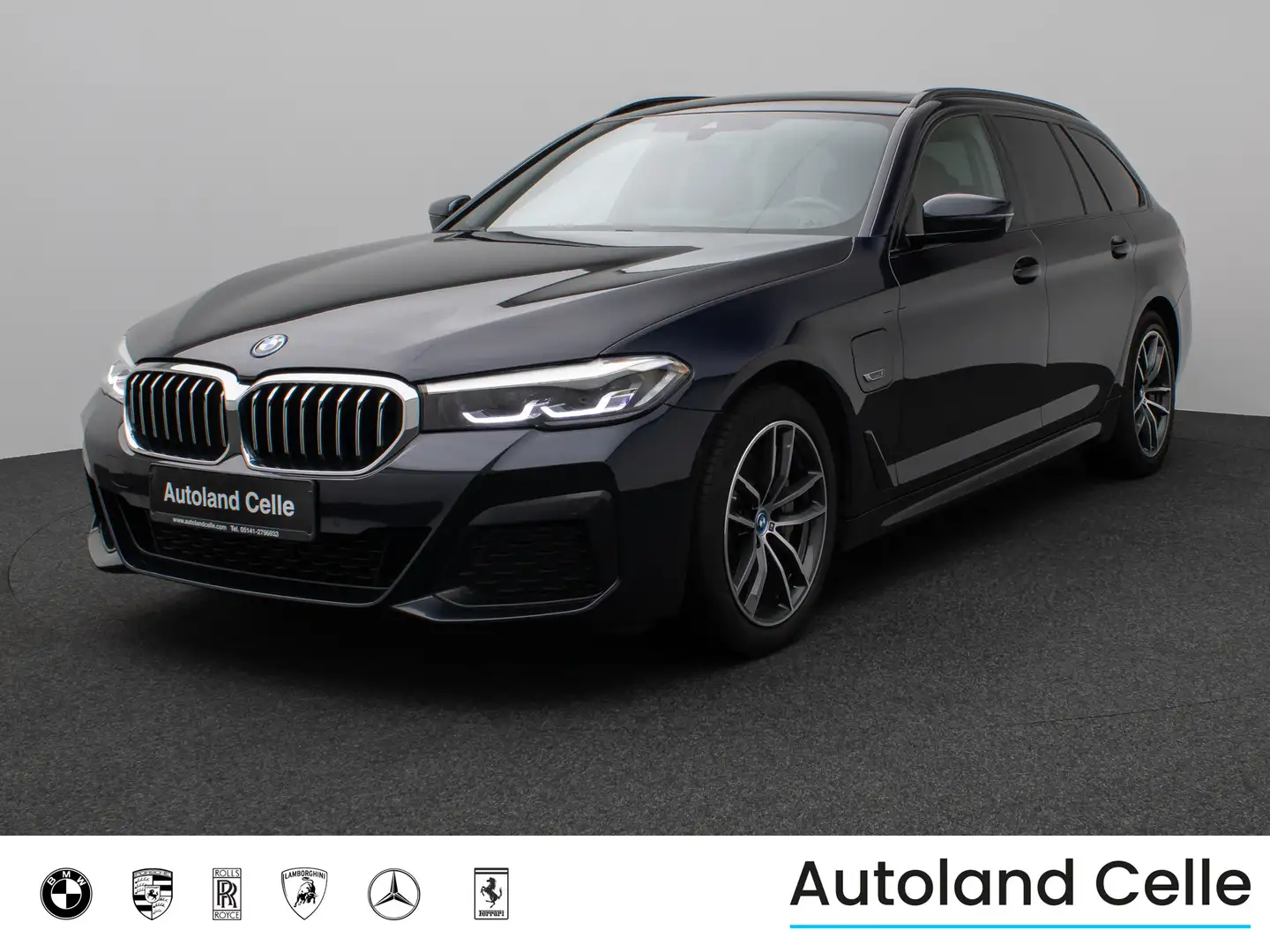 BMW 530 xD M Sport Panorama Kamera HUD DAB HiFi Noir - 1