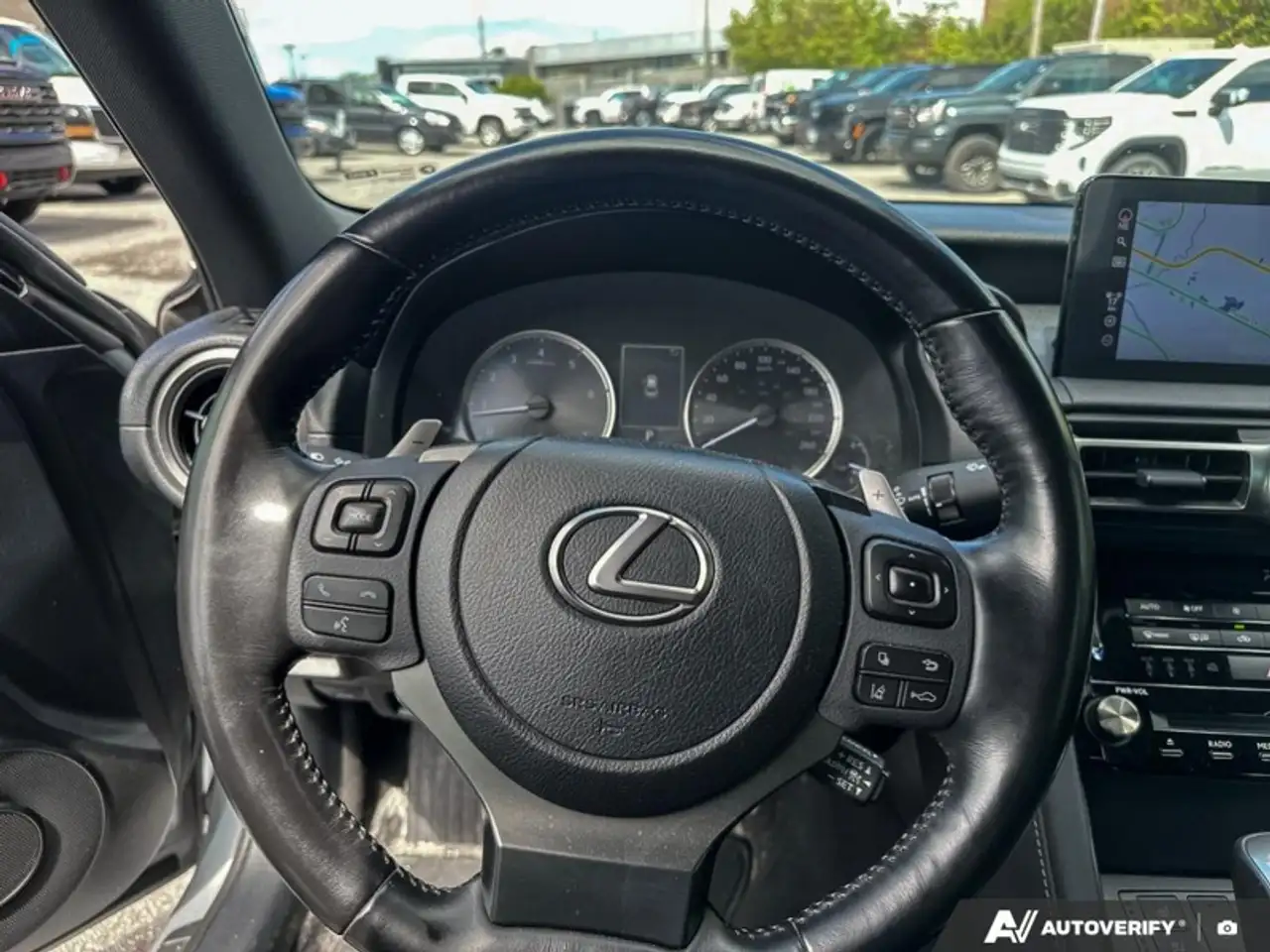 Lexus IS photo Lexus IS