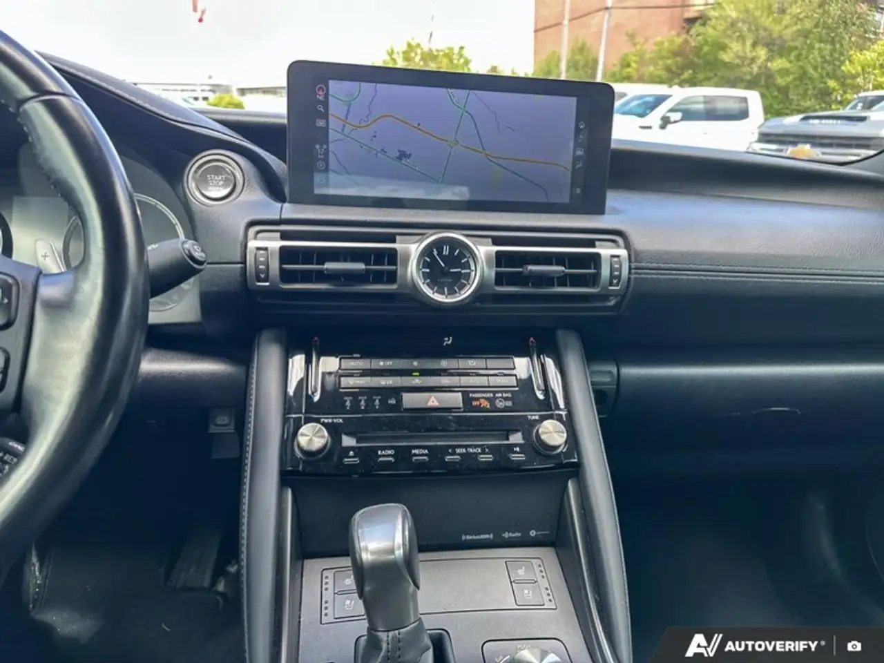 Lexus IS photo Lexus IS