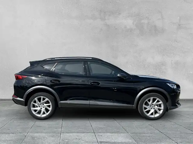 Cupra Formentor view 6