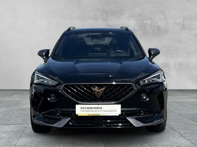 Cupra Formentor view 8