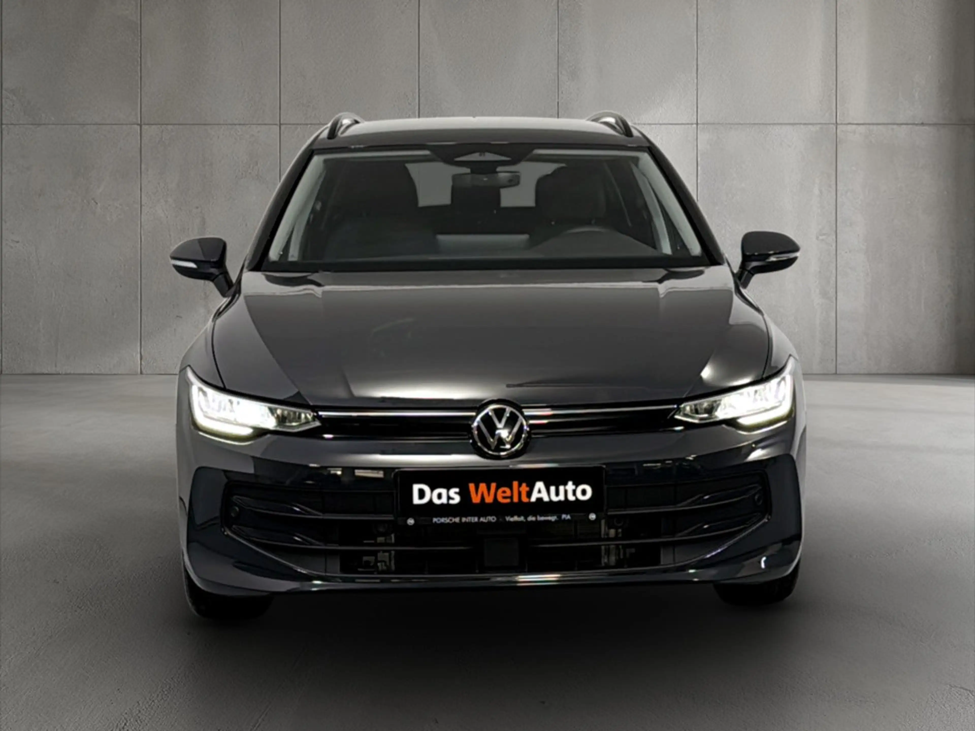 Volkswagen Golf Variant Business TSI — photo 2