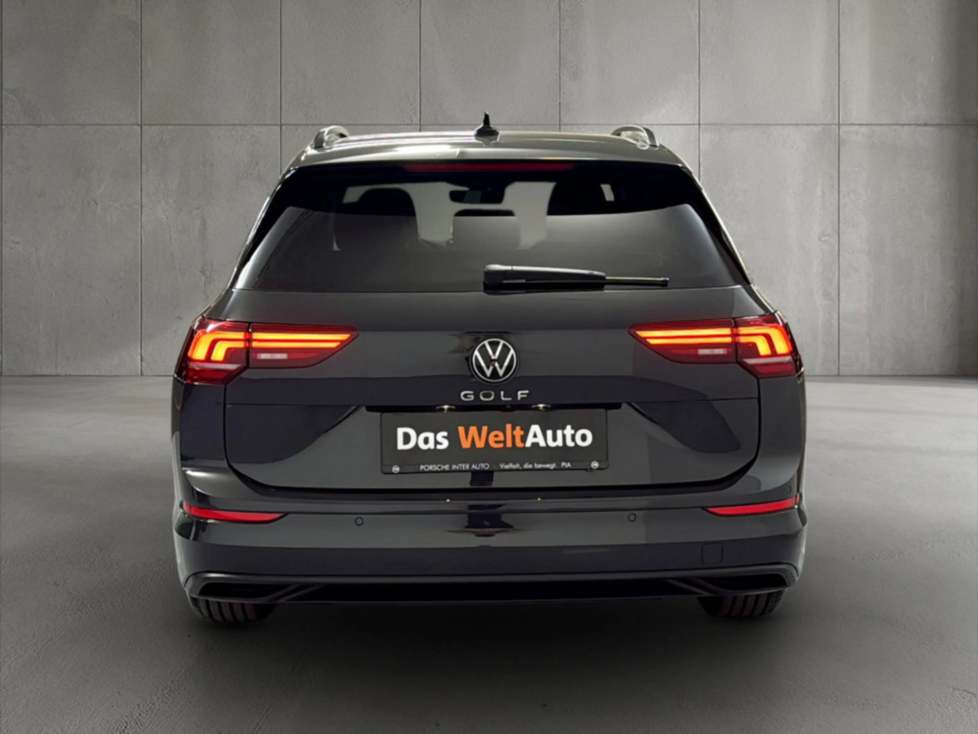 Volkswagen Golf Variant Business TSI — photo 5