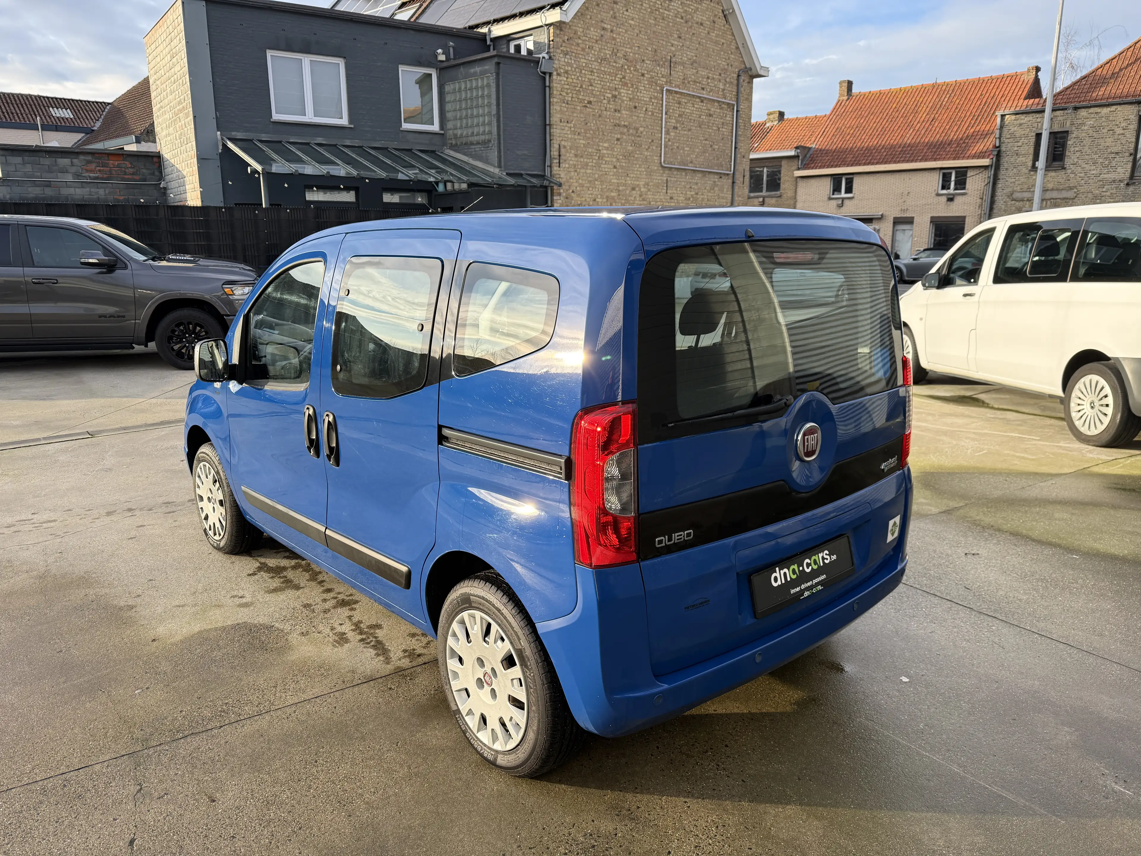 Fiat Qubo Qubo CNG 1.4i Natural Power / 86 500km / Benzine — photo 6