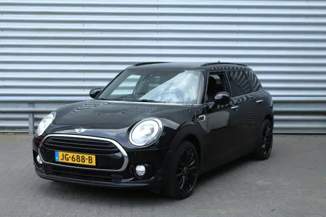 MINI Mini Clubman 1.5 136pk Chili Serious Business NL-A