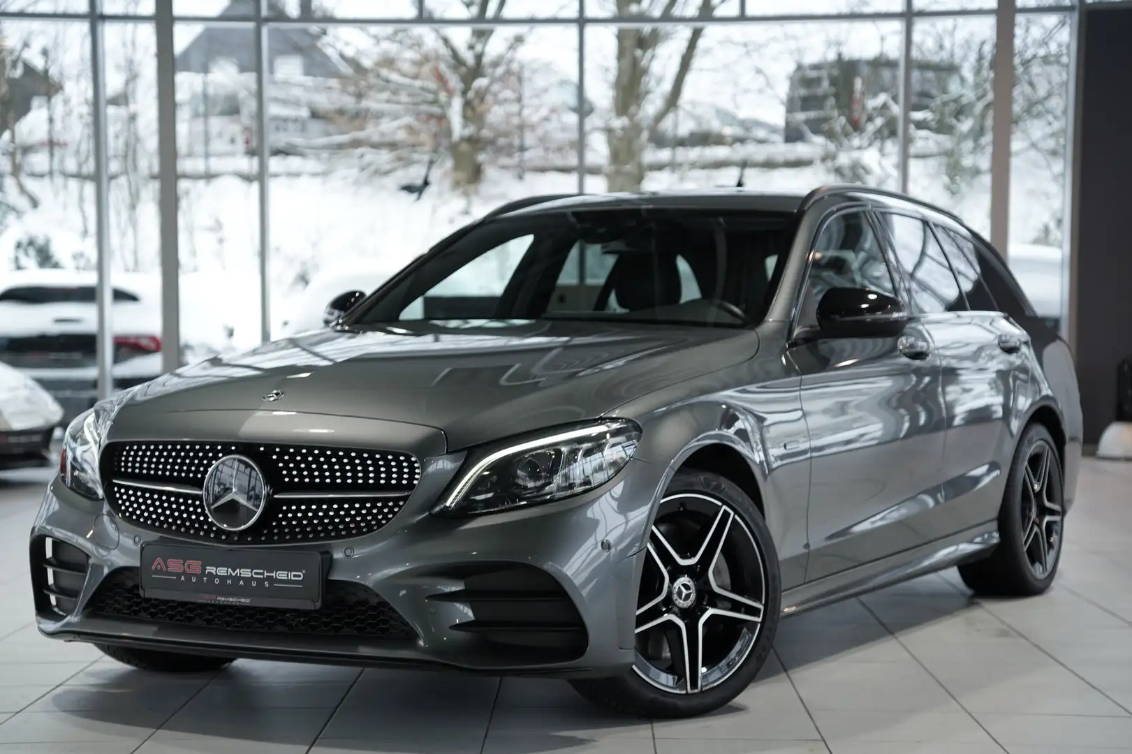 Mercedes-Benz C 300 T de 9G AMG Line 2.H *Night*Digital*Distr Gris - 1